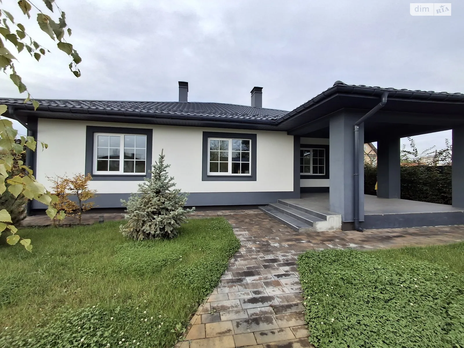 Продается одноэтажный дом 180 кв. м с баней/сауной, цена: 240000 $ - фото 1