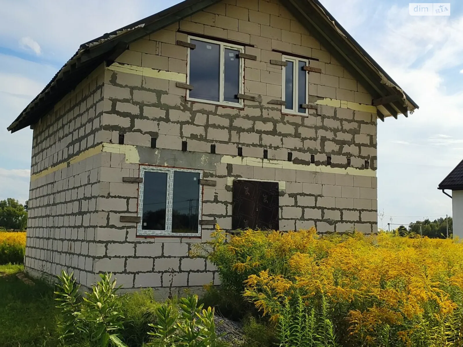 Продается дом на 2 этажа 113.6 кв. м с участком, цена: 35000 $ - фото 1