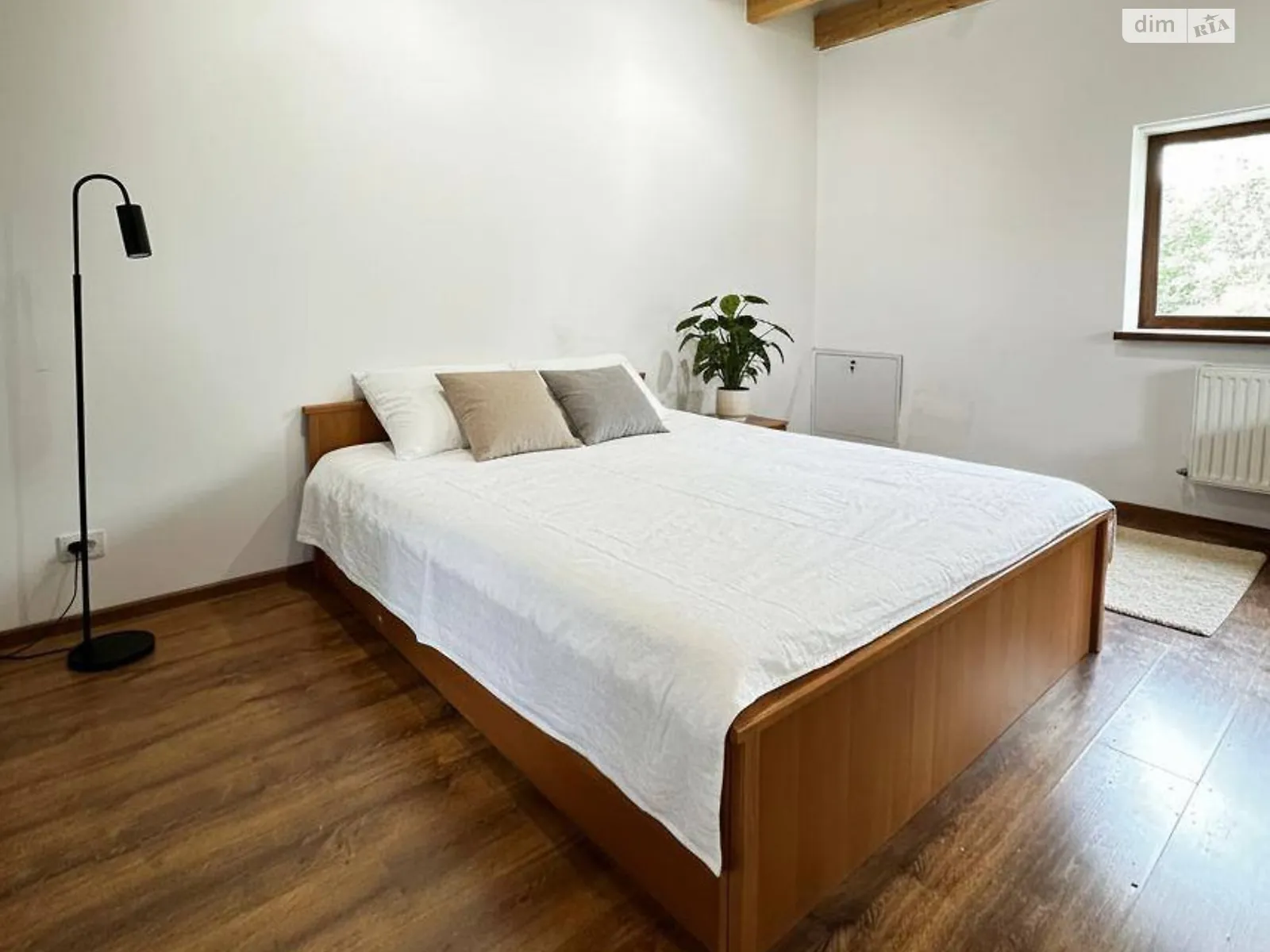 Сдается в аренду дом на 2 этажа 130 кв. м с балконом, цена: 1100 $ - фото 1