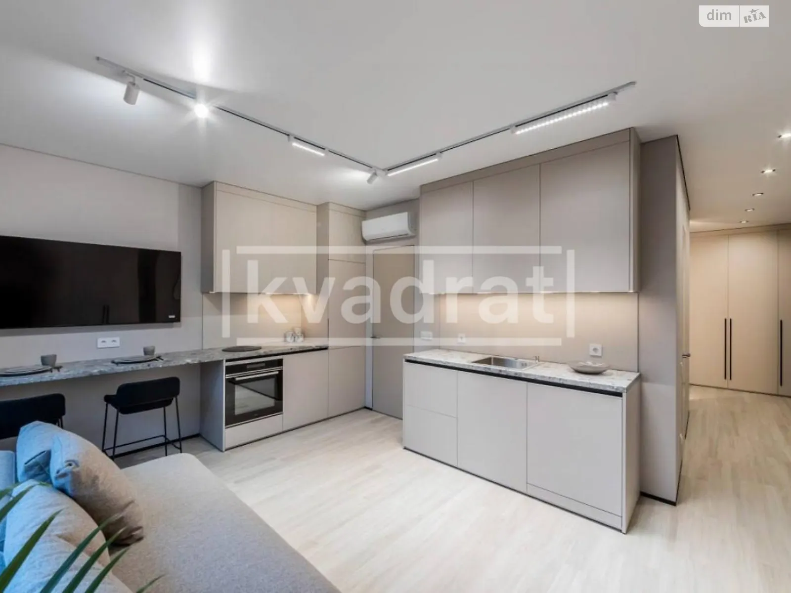 Продається 1-кімнатна квартира 43 кв. м у Києві, вул. Михайла Бойчука, 41Б - фото 1