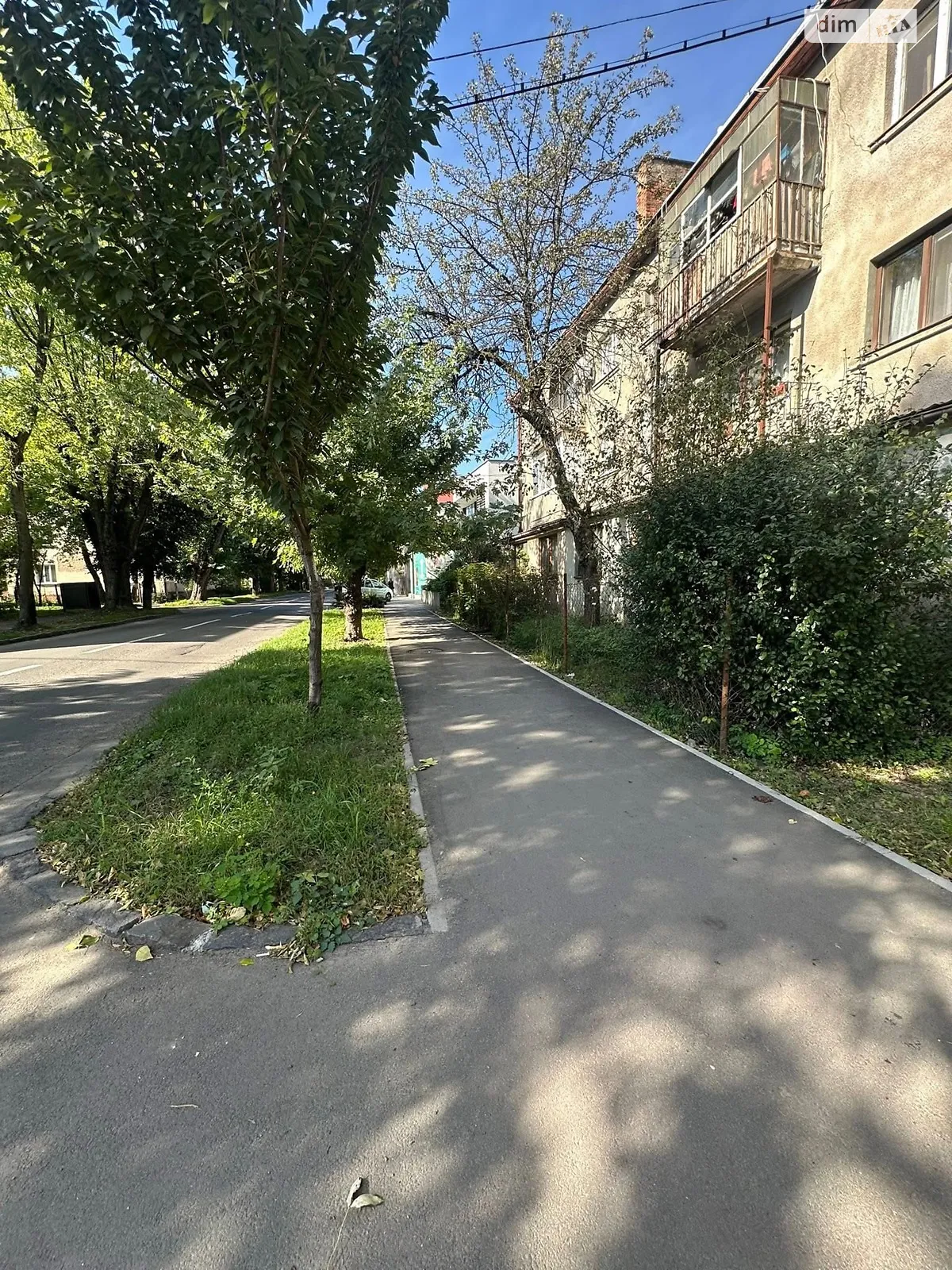 Продається 3-кімнатна квартира 64.8 кв. м у Ужгороді, вул. Загорська, 14 - фото 1