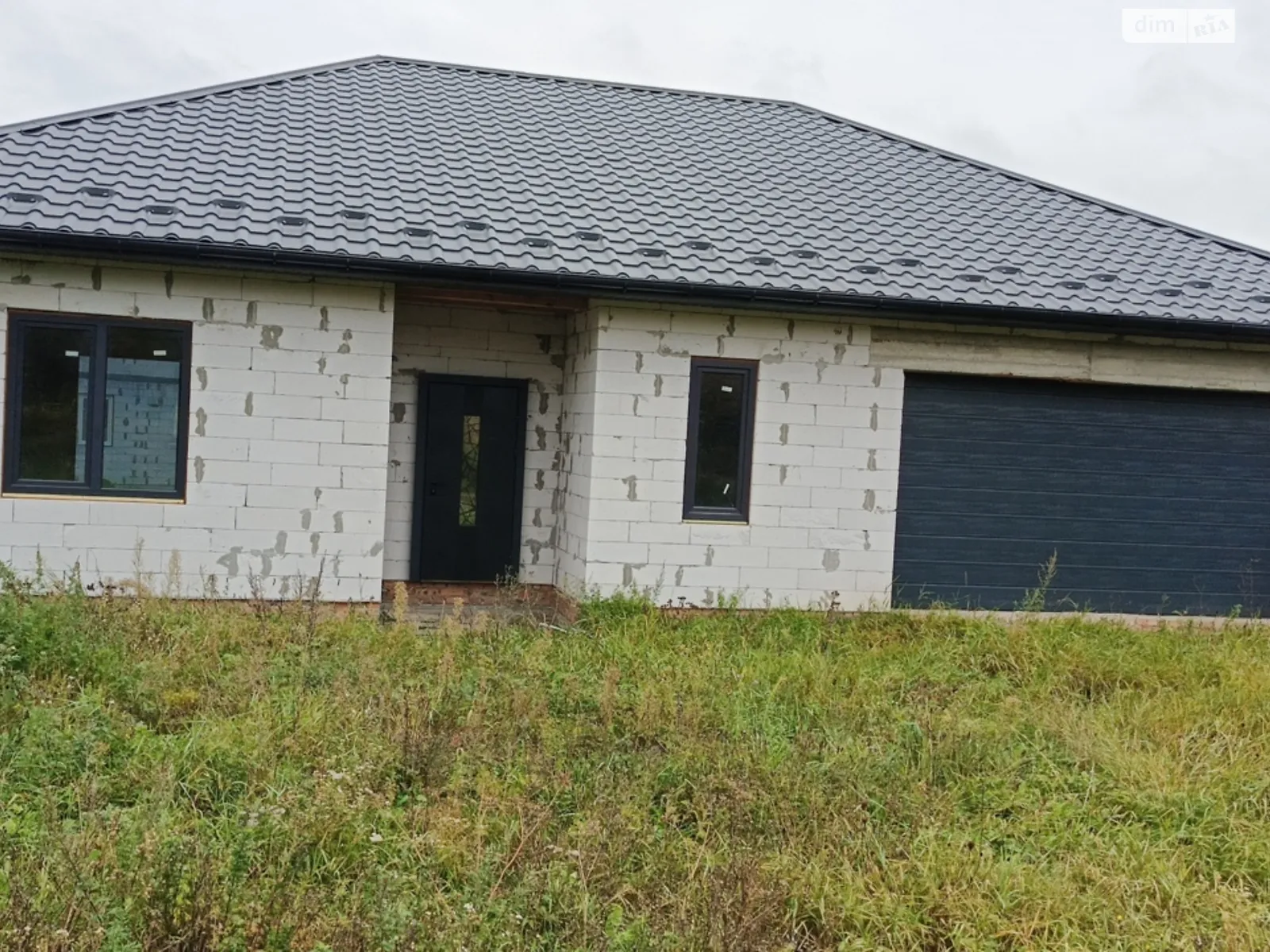 Продается одноэтажный дом 160 кв. м с участком, цена: 90000 $ - фото 1