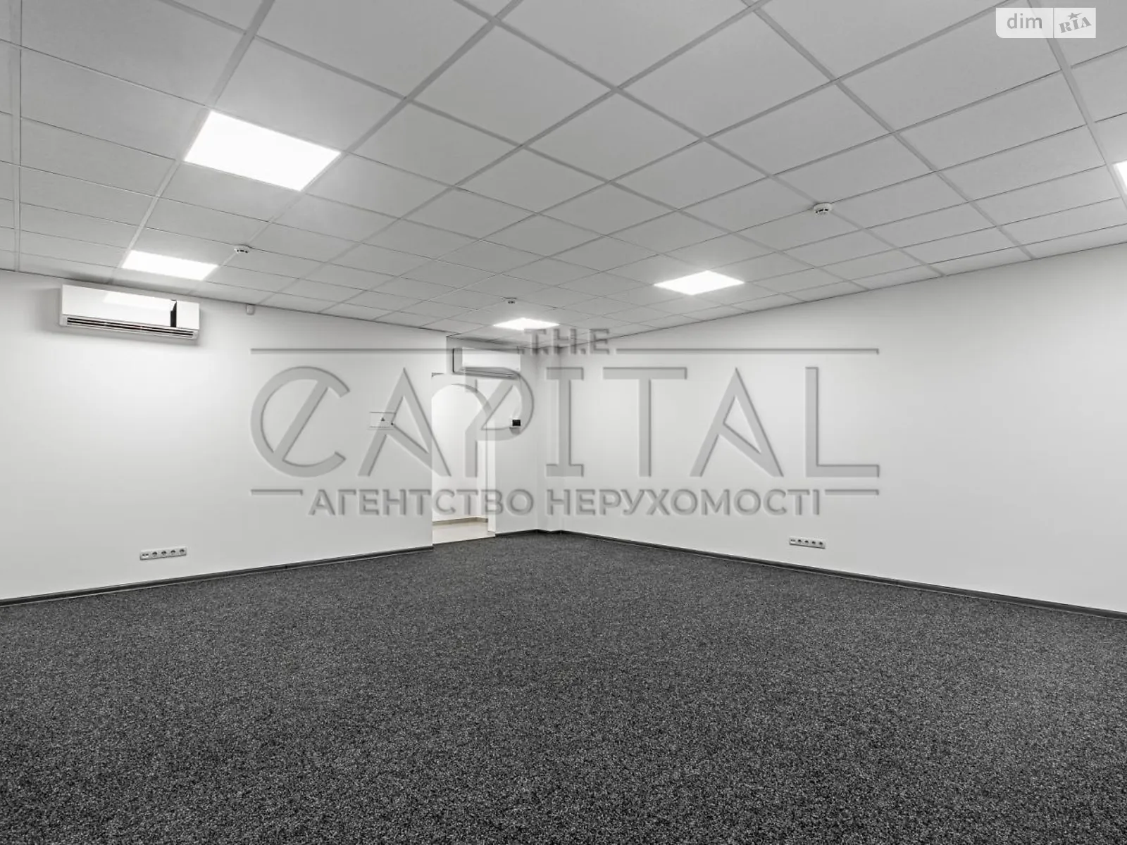 Сдается в аренду офис 340 кв. м в бизнес-центре, цена: 6320 $ - фото 1