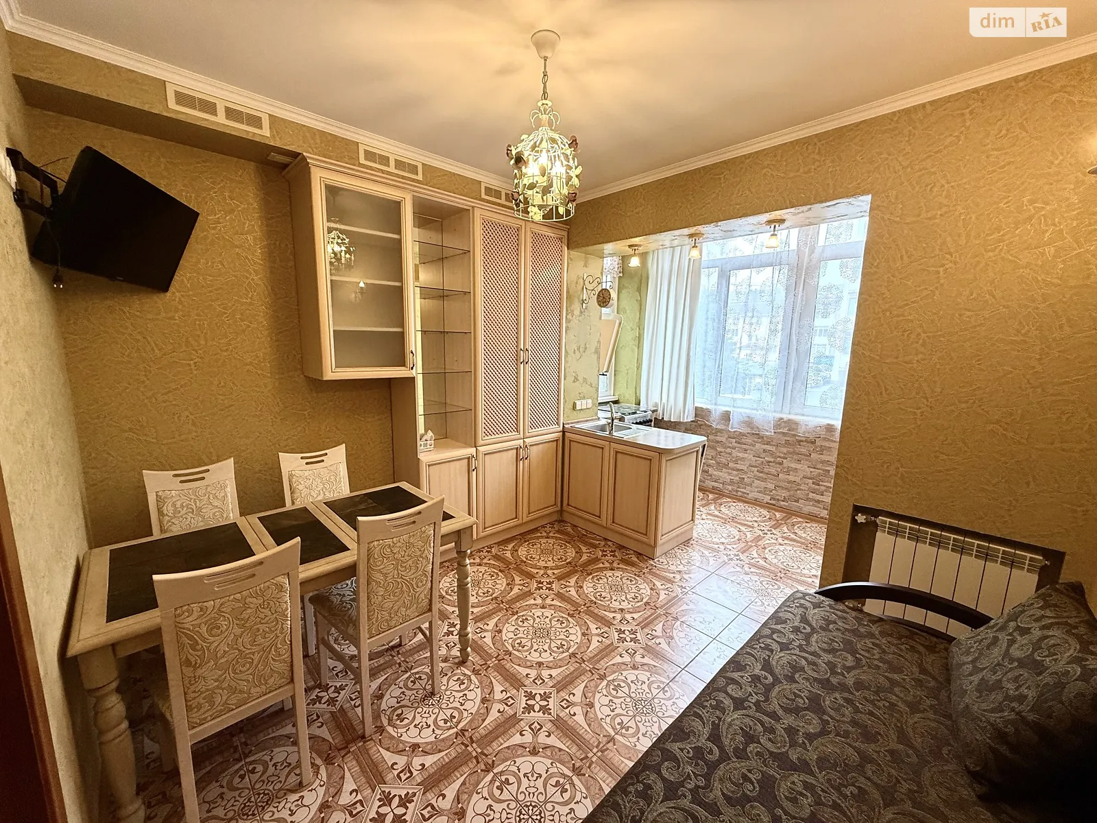 Продается 1-комнатная квартира 50.5 кв. м в Софиевской Борщаговке, пер. Амосова, 1/34 - фото 1