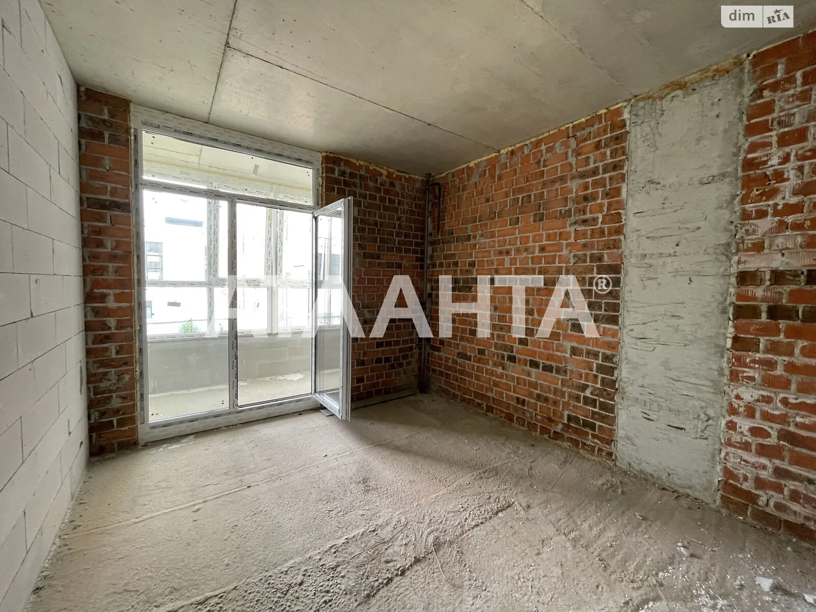 Продается 1-комнатная квартира 40 кв. м в Солонке, ул. Ивана Рубчака - фото 1