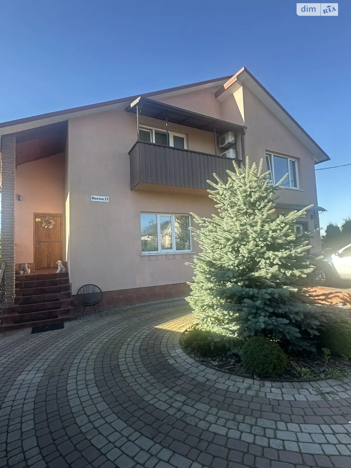 Продается дом на 2 этажа 219.4 кв. м с участком, цена: 237000 $ - фото 1