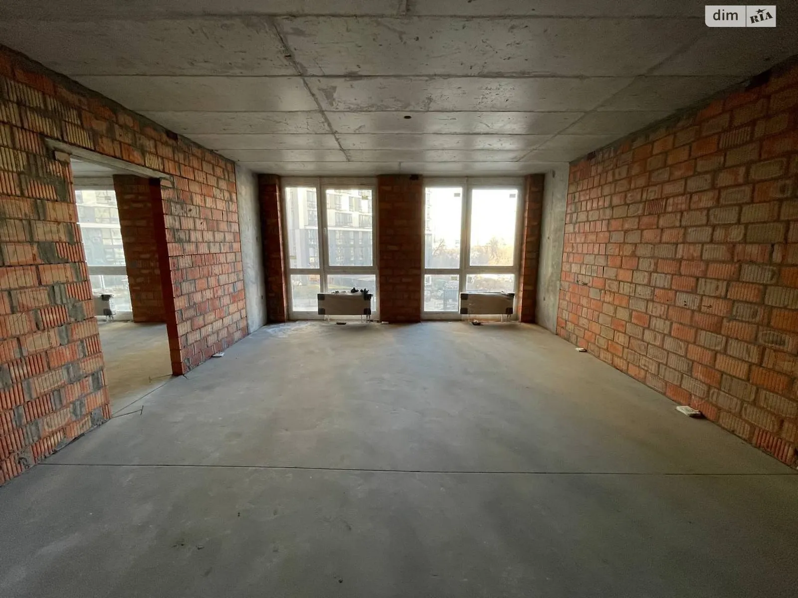 Продается 3-комнатная квартира 114 кв. м в Киеве, ул. Заречная, 6 корпус 1 - фото 1