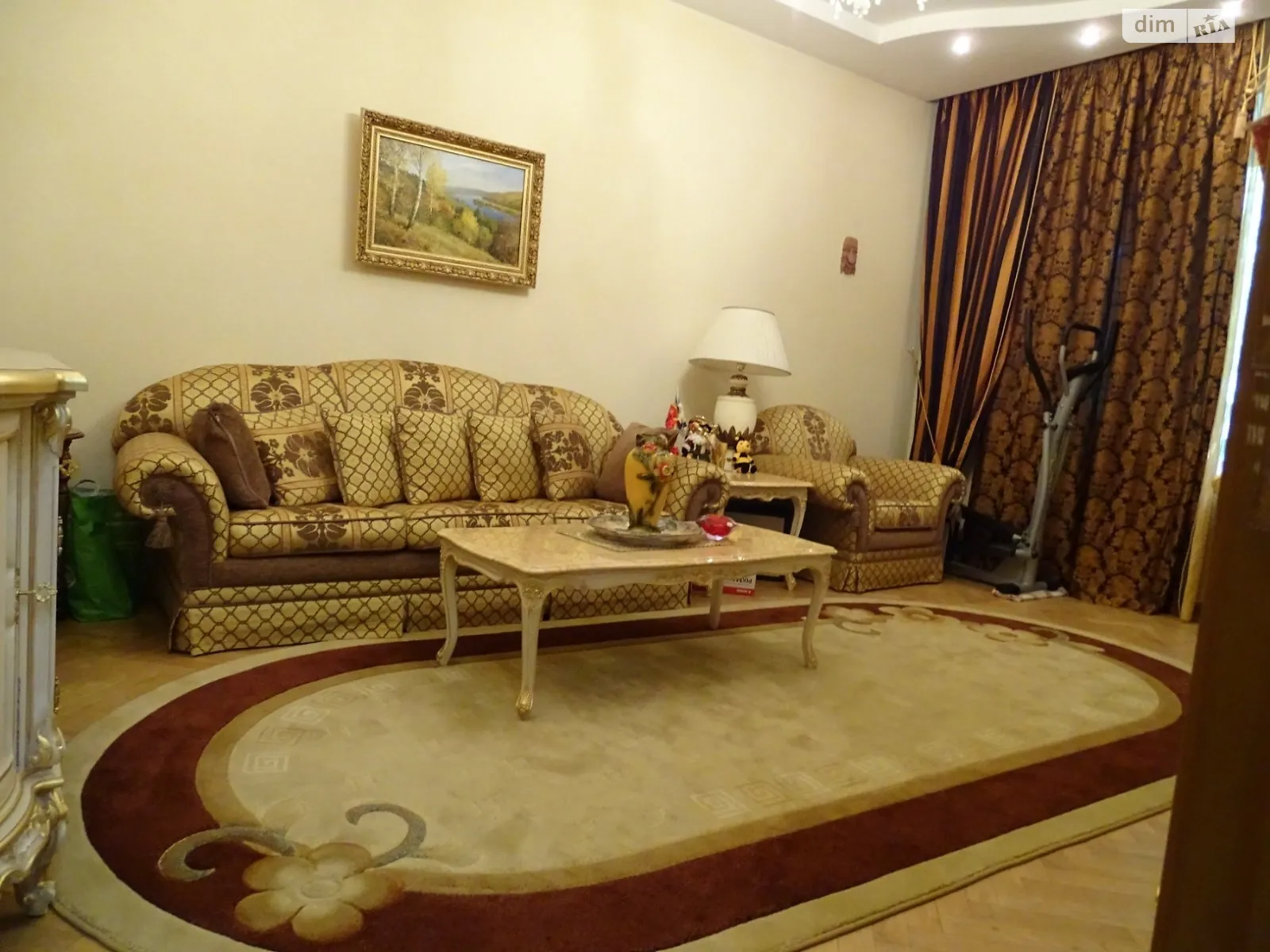 Продается 3-комнатная квартира 90.4 кв. м в Киеве, ул. Михайла Грушевского, 34А - фото 1