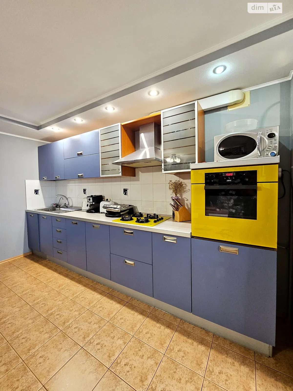 Продается 3-комнатная квартира 72.6 кв. м в Черкассах, ул. Благовестная, 222 - фото 1