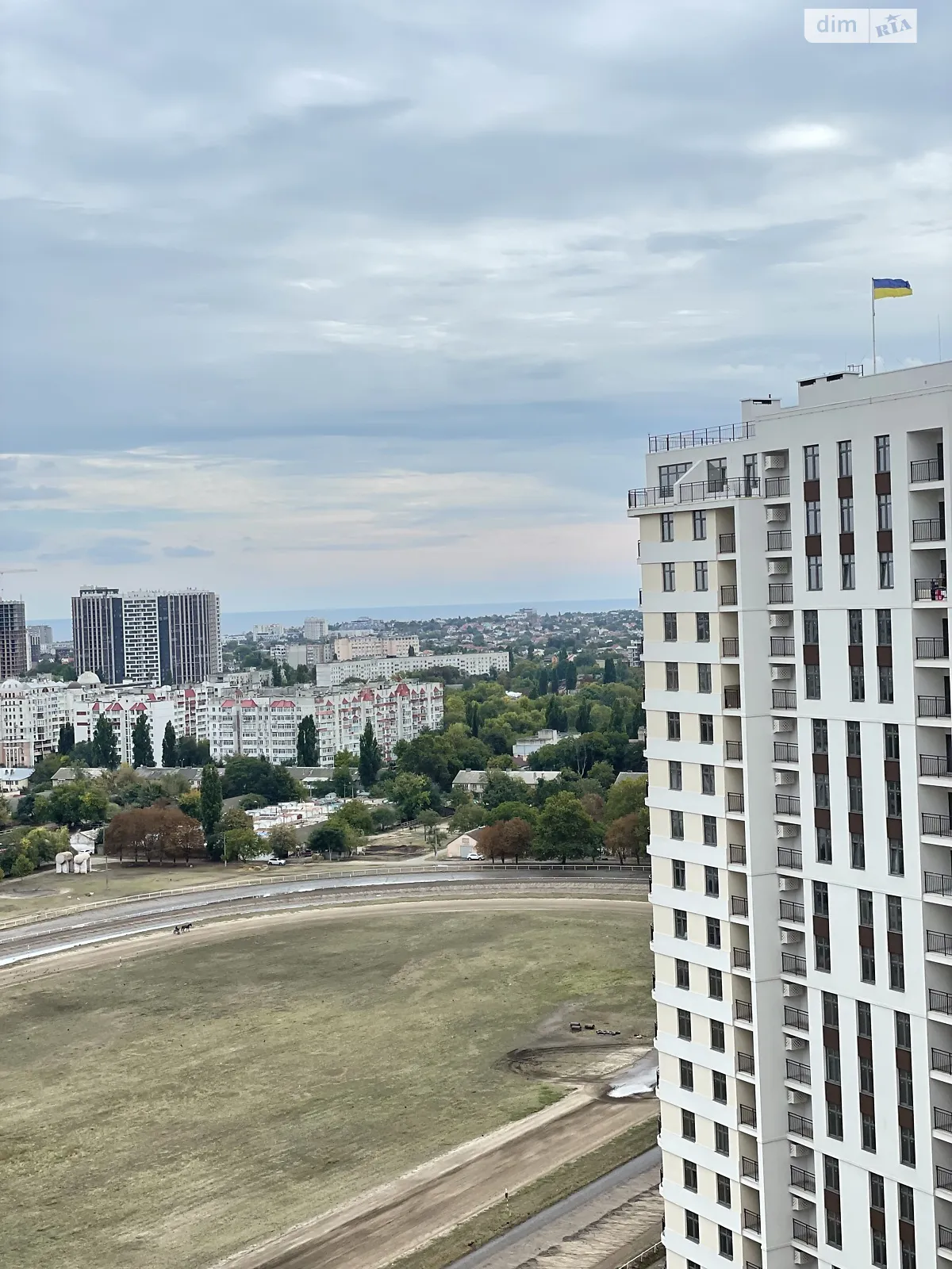 Продается 1-комнатная квартира 42.99 кв. м в Одессе, ул. Краснова, 1В - фото 1