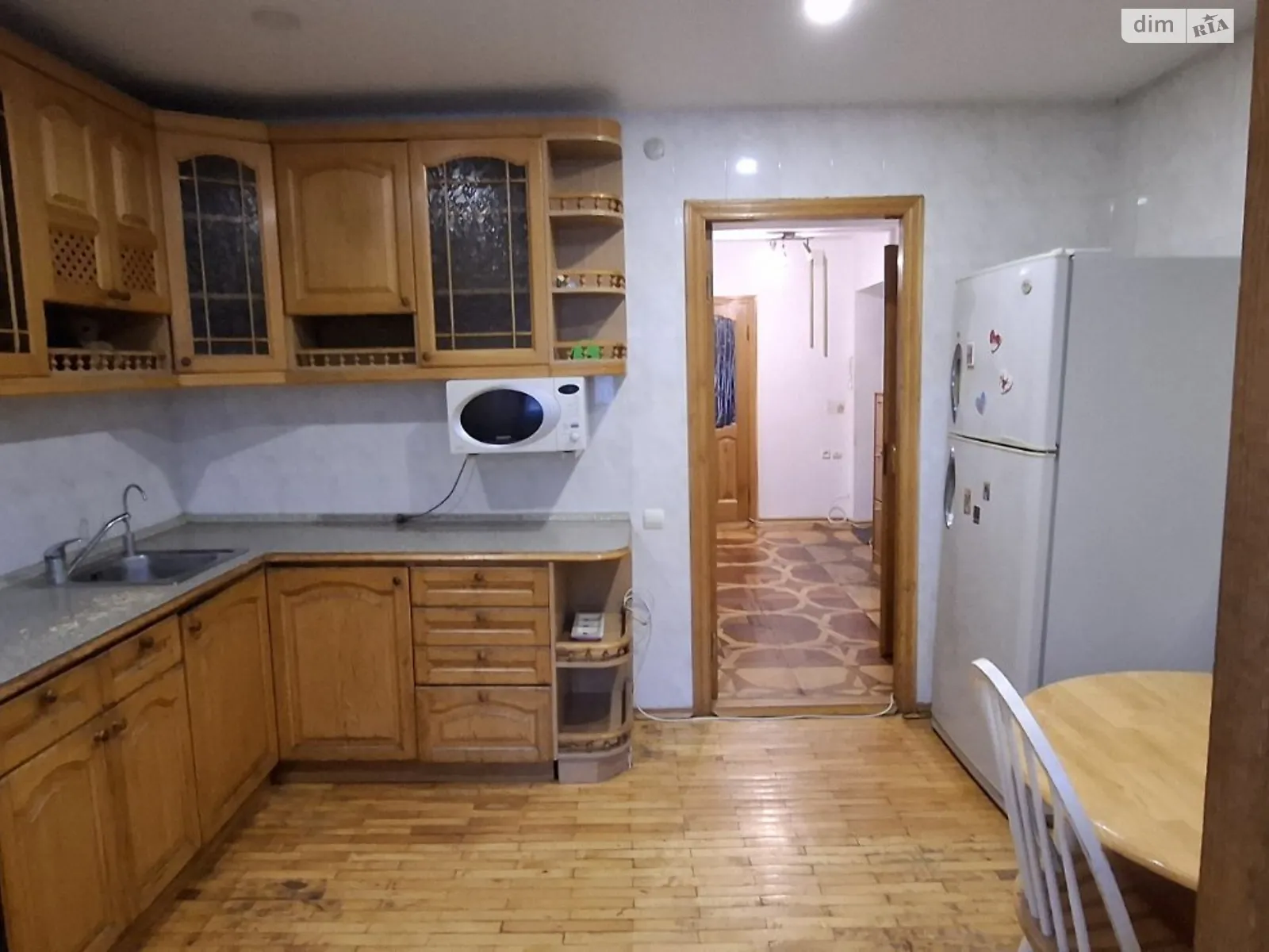 Продається 2-кімнатна квартира 60.5 кв. м у Ірпені, вул. Садова, 47 - фото 1