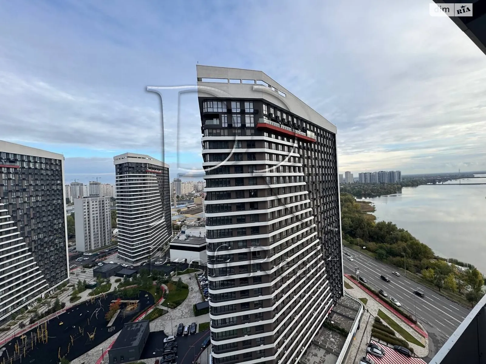 Продается 2-комнатная квартира 84 кв. м в Киеве, наб. Днепровская, 15Є - фото 1