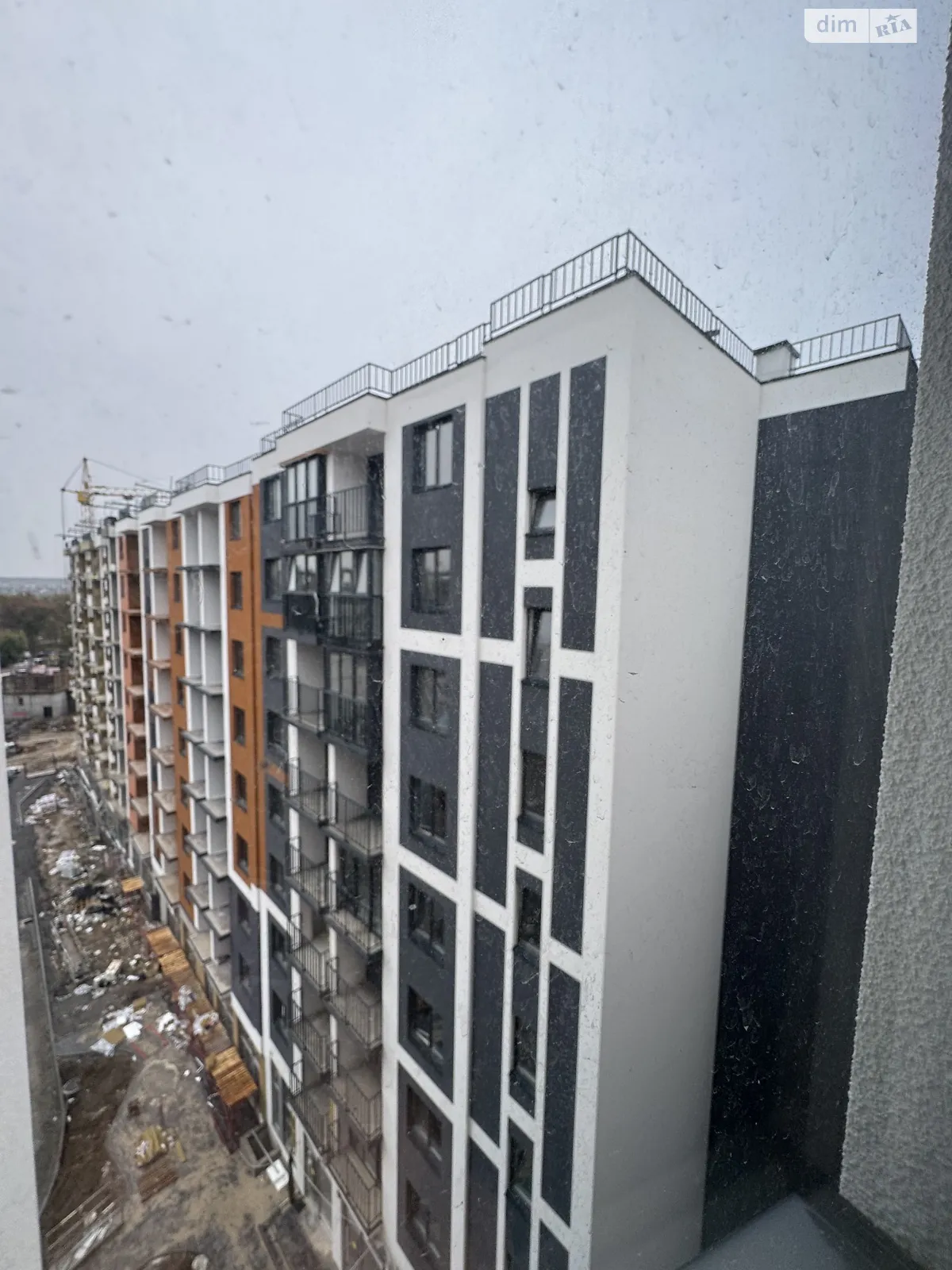 Продается 1-комнатная квартира 43.7 кв. м в Зарванцах, ул. Рыбацкая, 7 корпус 3 - фото 1
