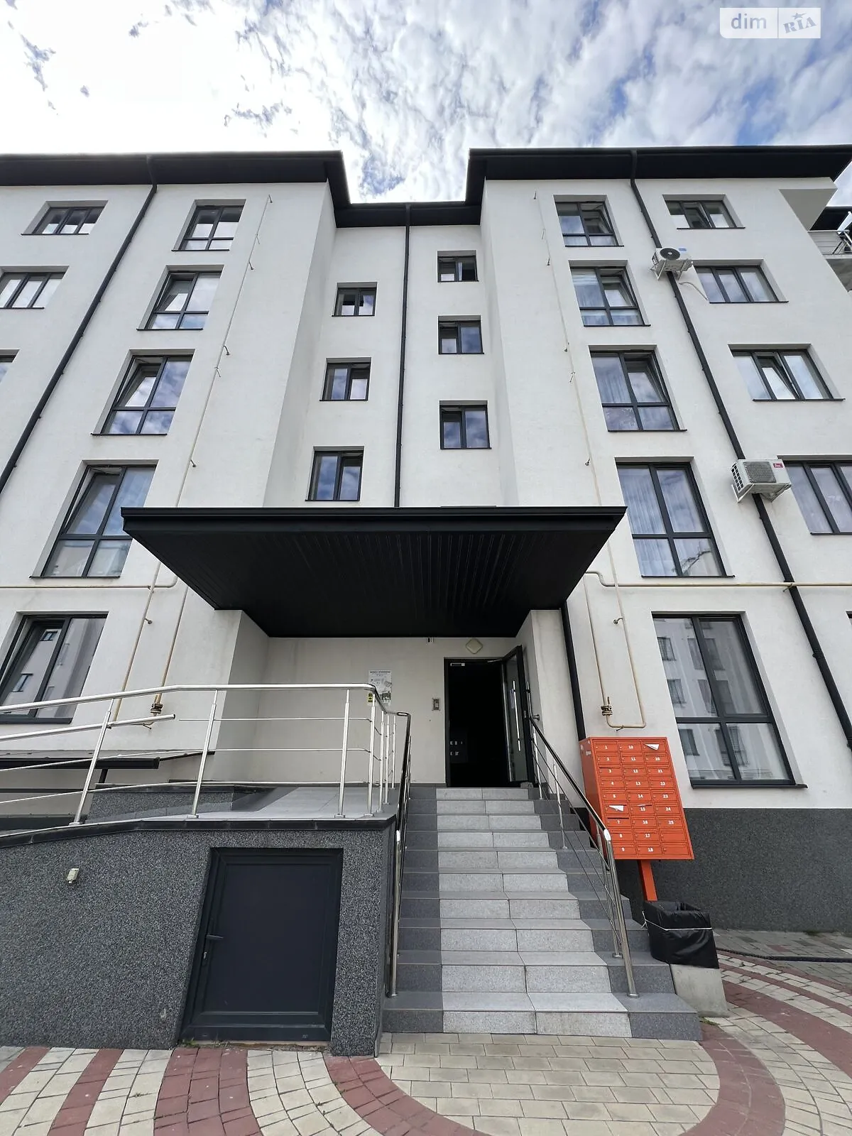 Продается 1-комнатная квартира 50 кв. м в Струмовке - фото 1