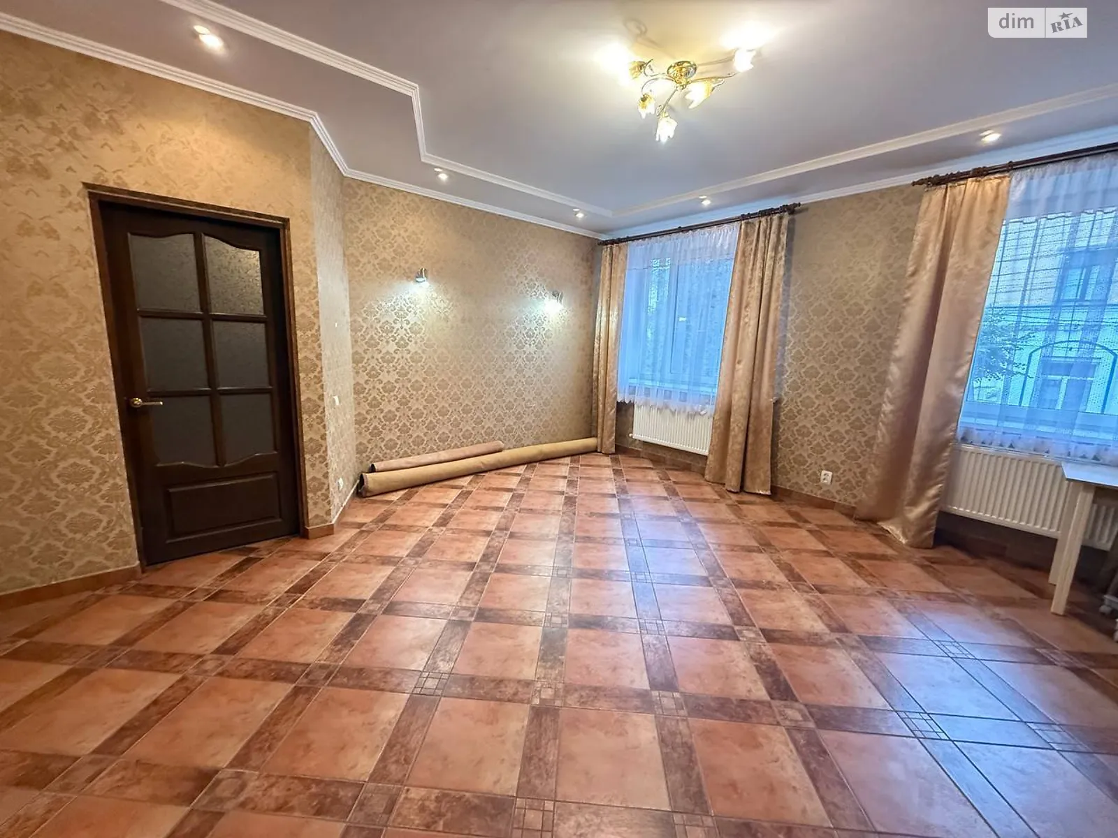 Продается 2-комнатная квартира 54 кв. м в Виннице, ул. Архитектора Артынова - фото 1