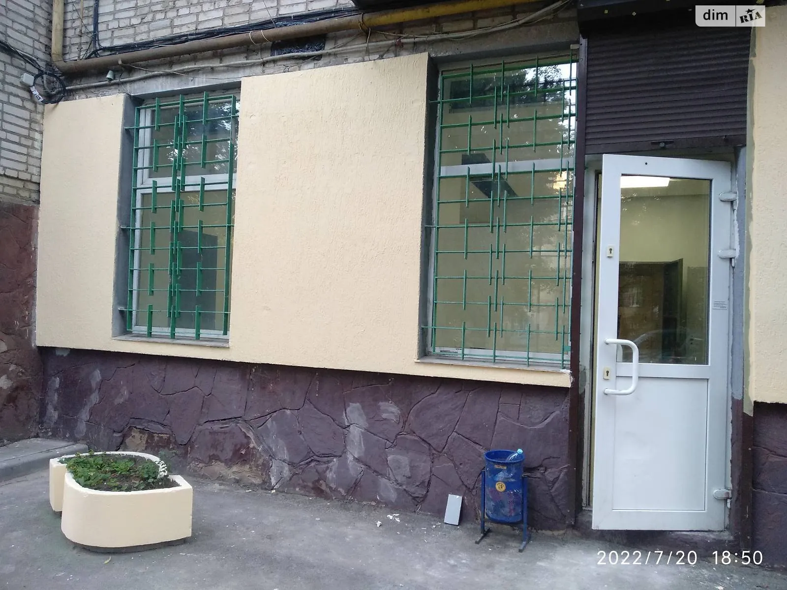 Сдается в аренду помещения свободного назначения 39 кв. м в 3-этажном здании, цена: 15000 грн - фото 1