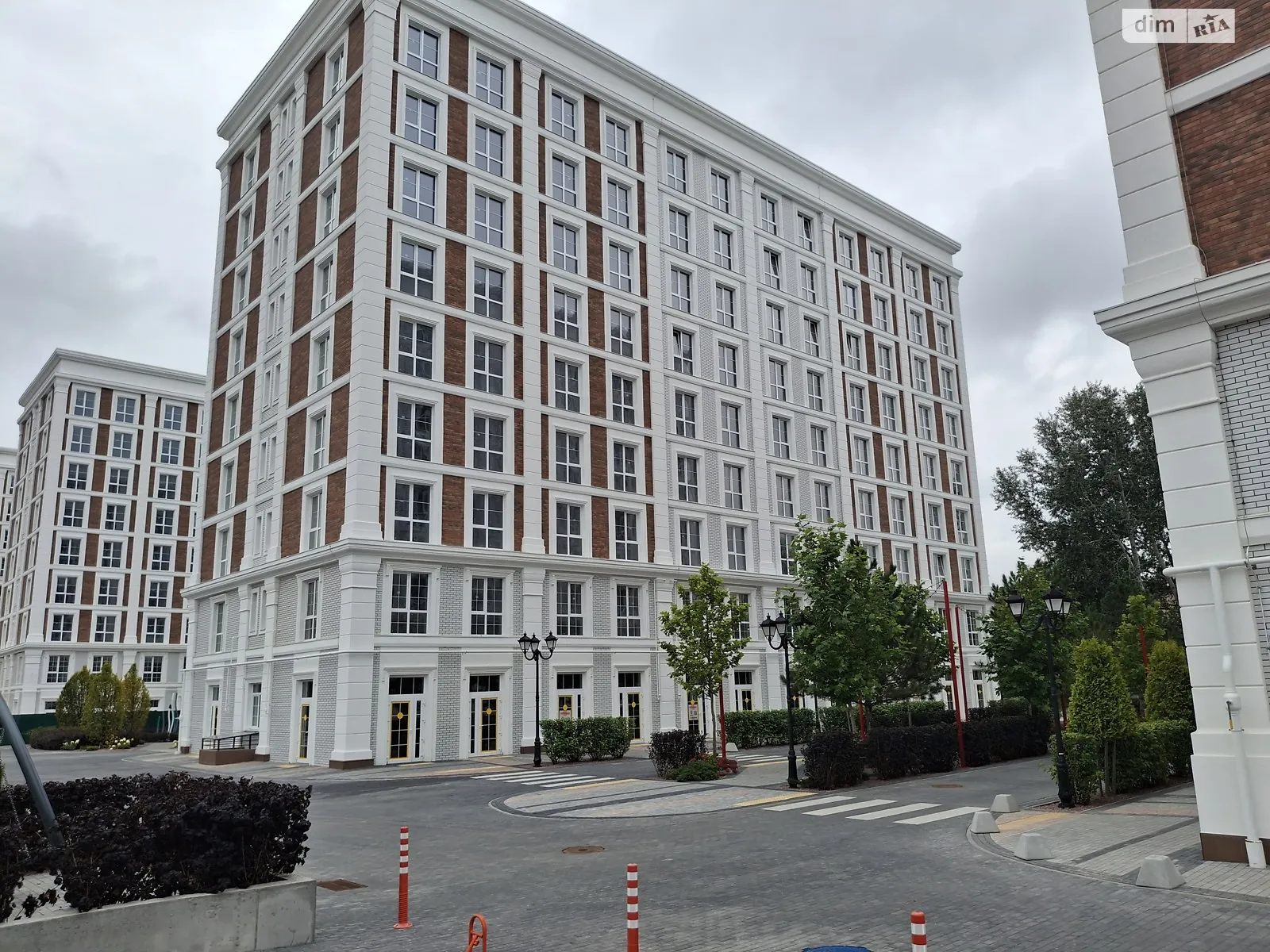 Продается 1-комнатная квартира 42.64 кв. м в Чайках, ул. Коцюбинского, 2 - фото 1