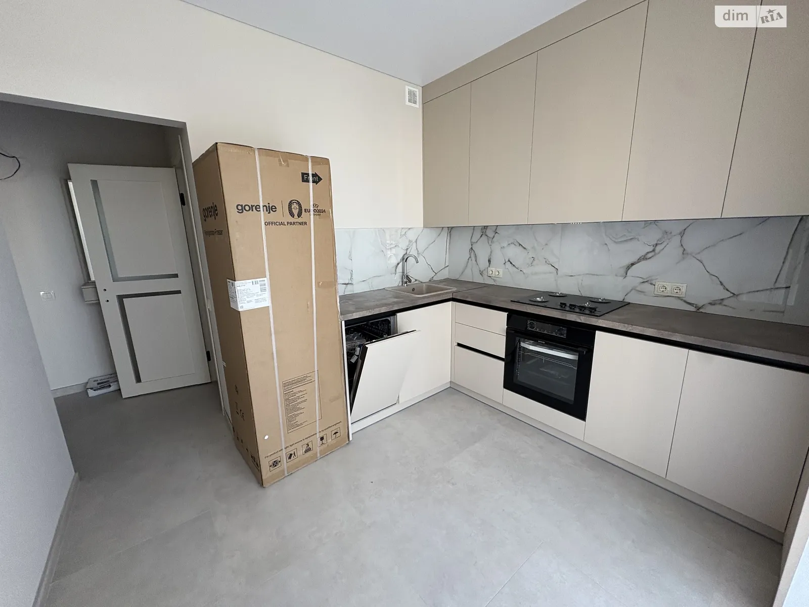 Продается 1-комнатная квартира 34 кв. м в Ужгороде, ул. Богомольца - фото 1