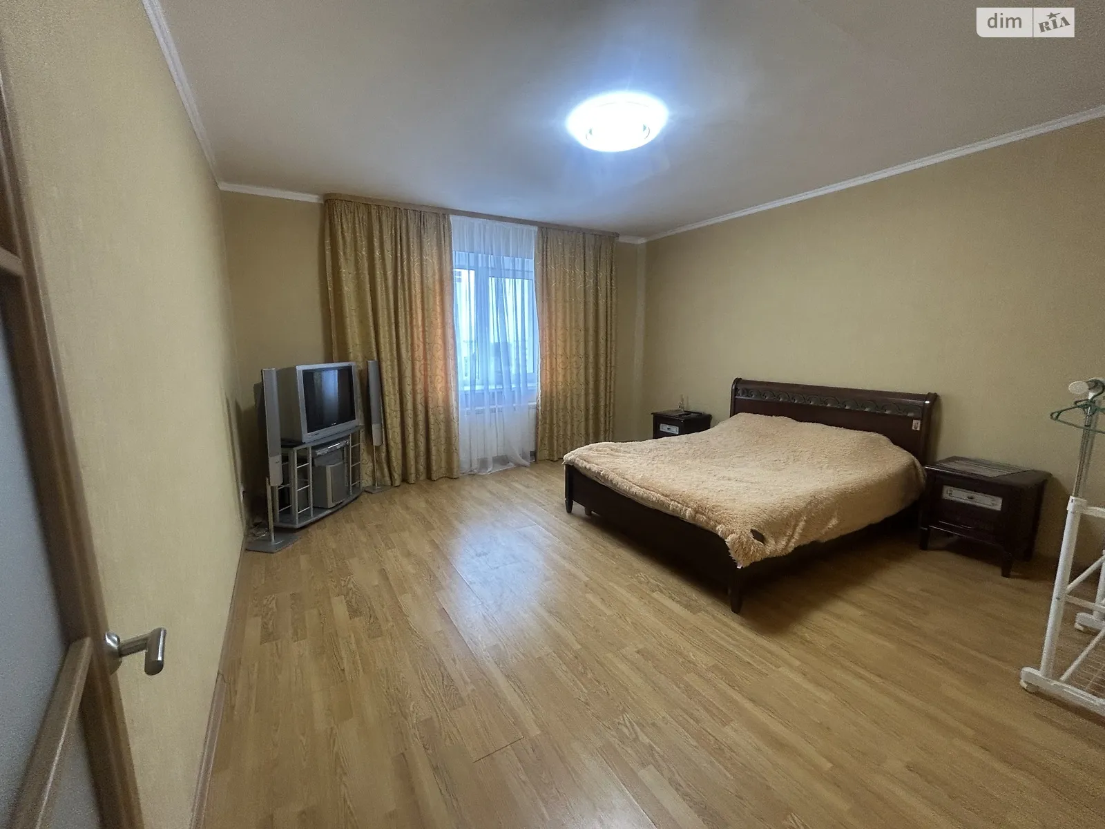 Сдается в аренду 2-комнатная квартира 68 кв. м в Хмельницком, ул. Владимирская, 1/2 - фото 1