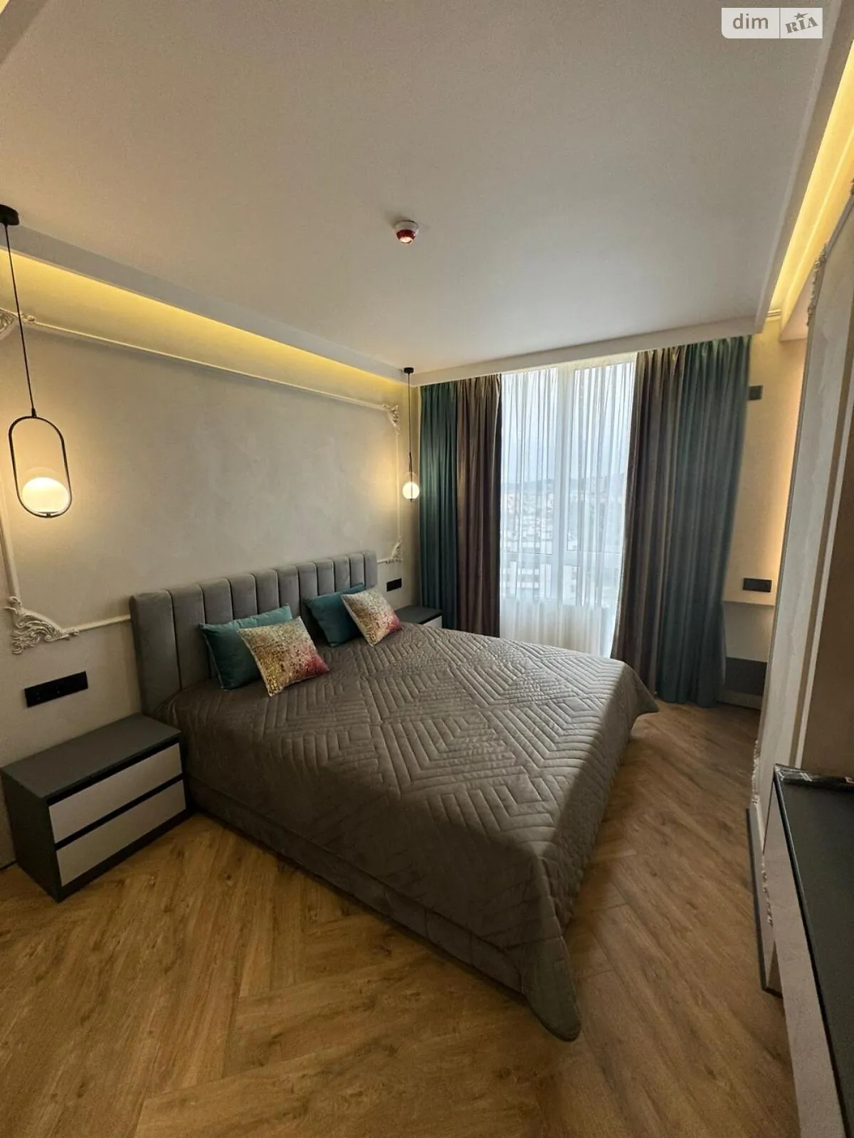 Продается 1-комнатная квартира 42 кв. м в Львове, ул. Малоголоскивская, 12Г - фото 1