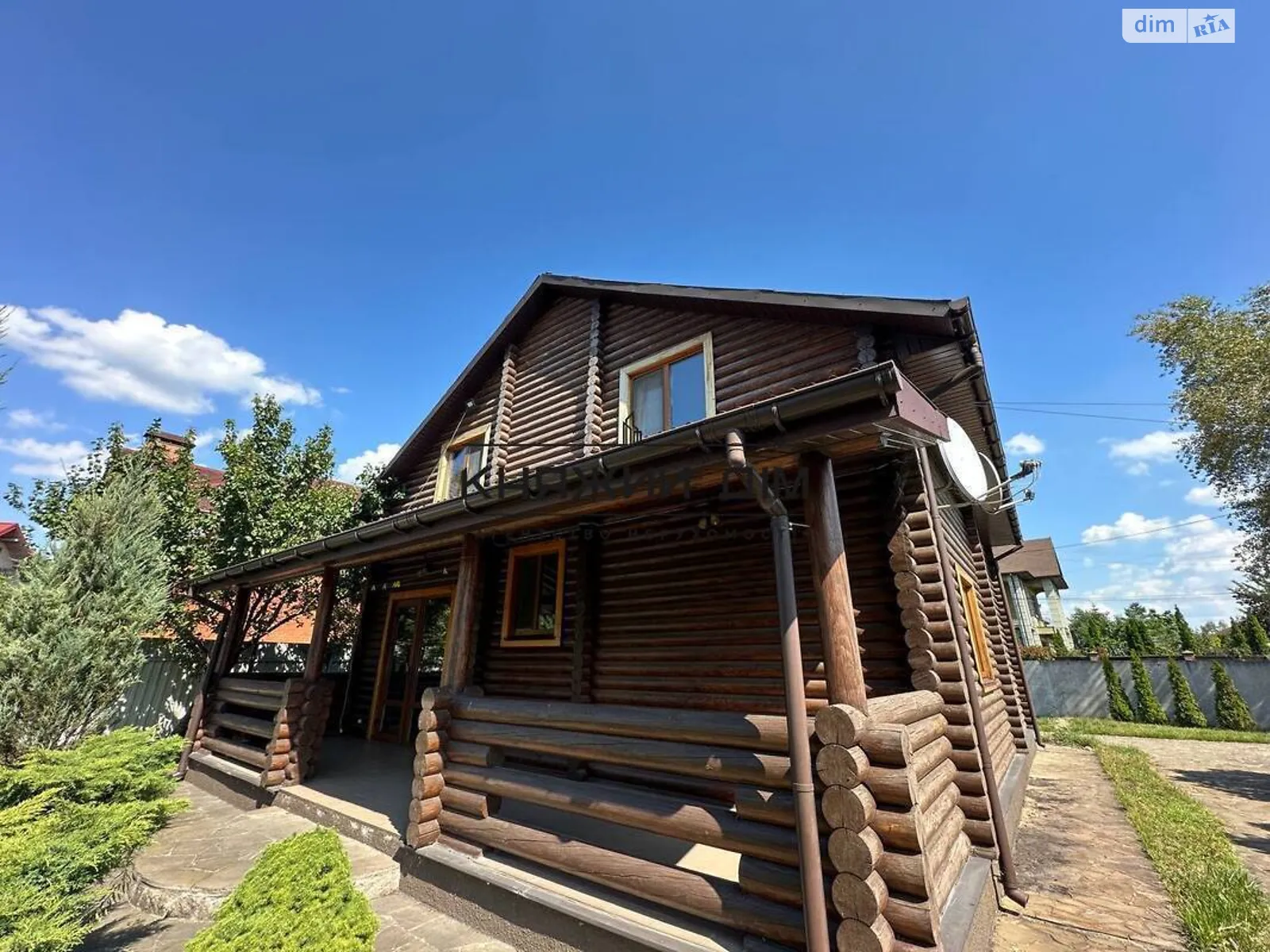 Сдается в аренду дом на 2 этажа 170 кв. м с участком, цена: 1500 $ - фото 1
