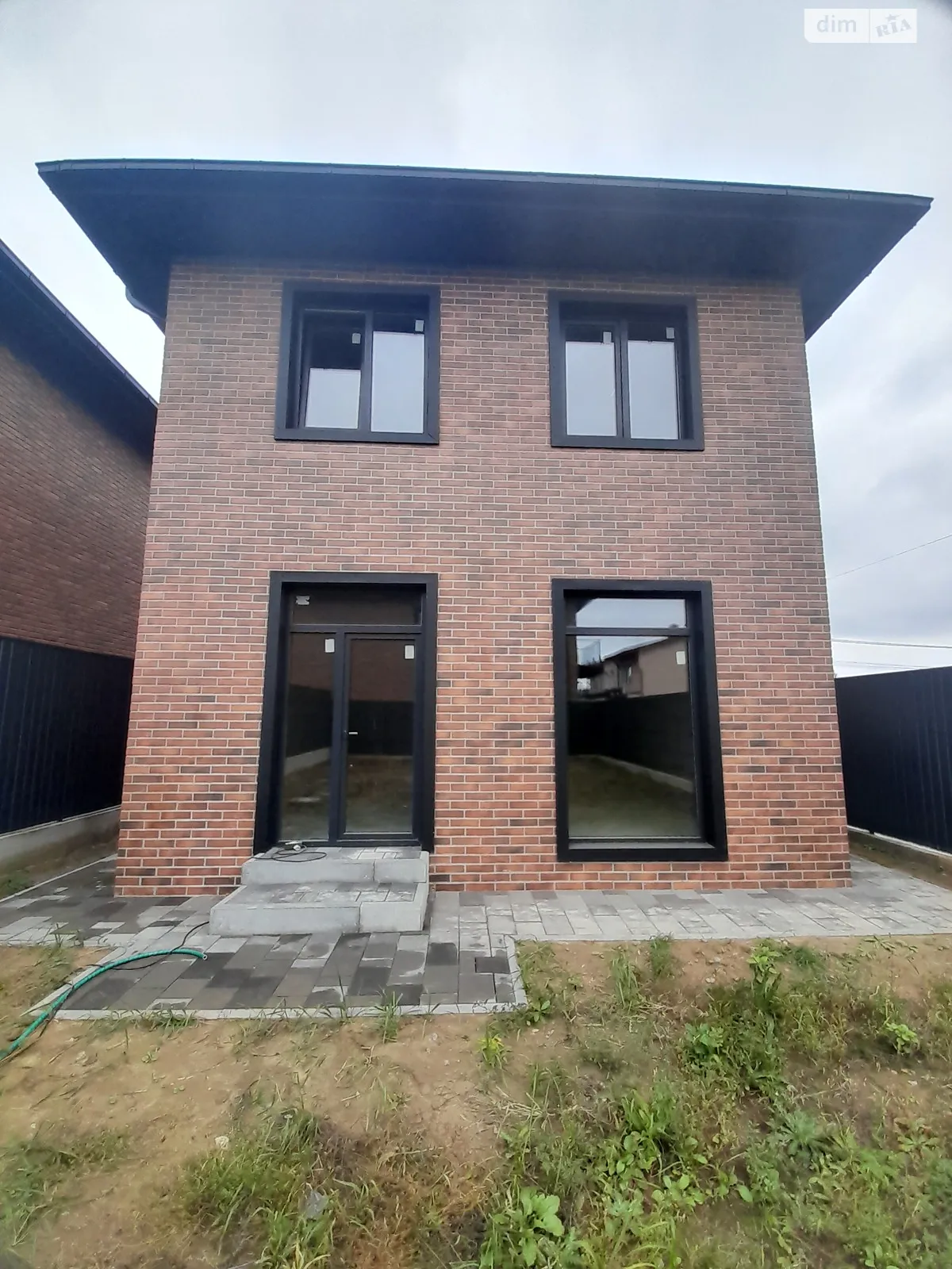 Продается дом на 2 этажа 115 кв. м с мансардой, цена: 95000 $ - фото 1