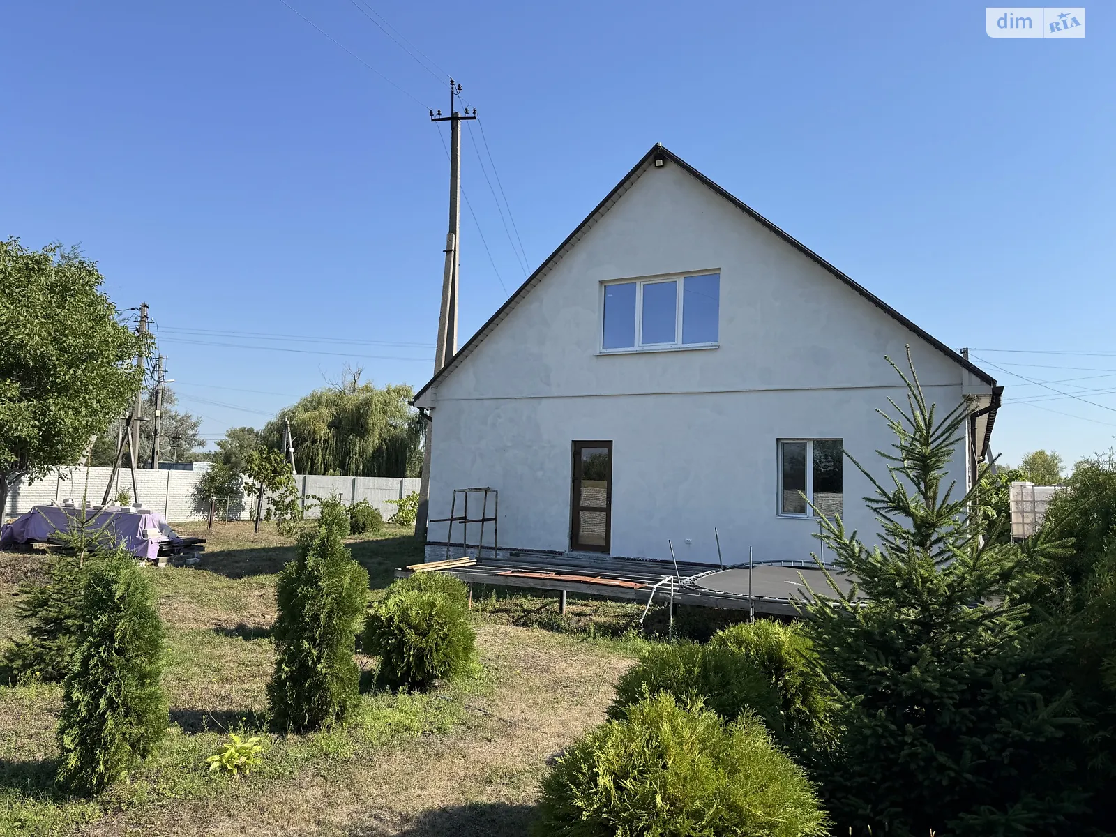 Продается дом на 2 этажа 170 кв. м с камином, цена: 68000 $ - фото 1