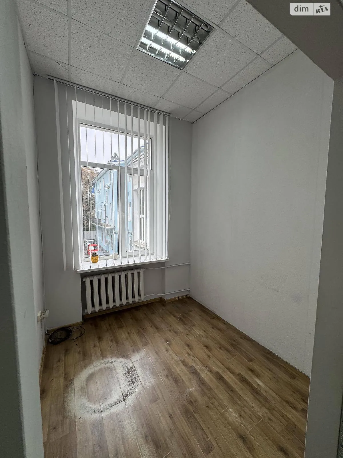 Здається в оренду офіс 21.6 кв. м в бізнес-центрі, цена: 8000 грн - фото 1