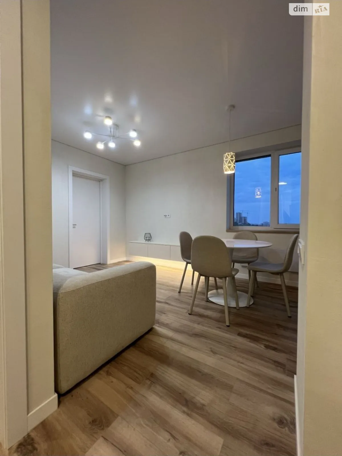 Сдается в аренду 2-комнатная квартира 55 кв. м в Днепре, ул. Мандрыковская, 51Л корпус 2 - фото 1