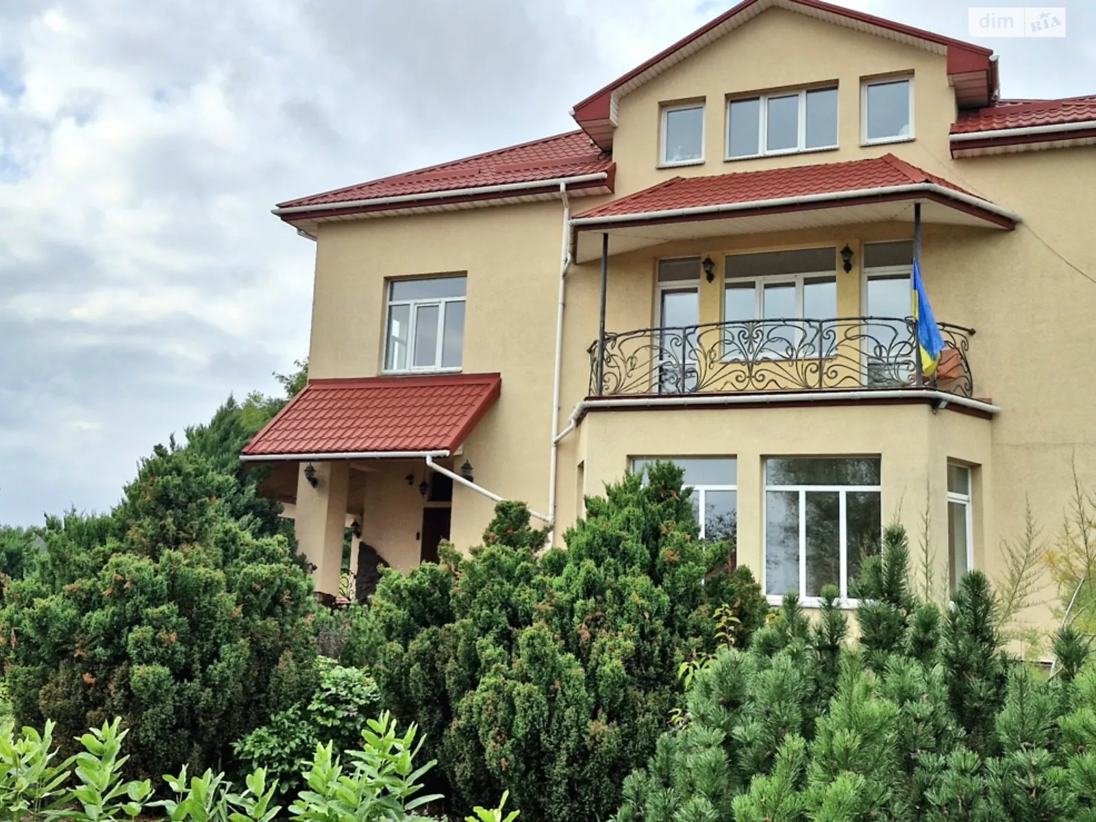 Продається будинок 3 поверховий 686 кв. м з гаражем, цена: 250000 $ - фото 1