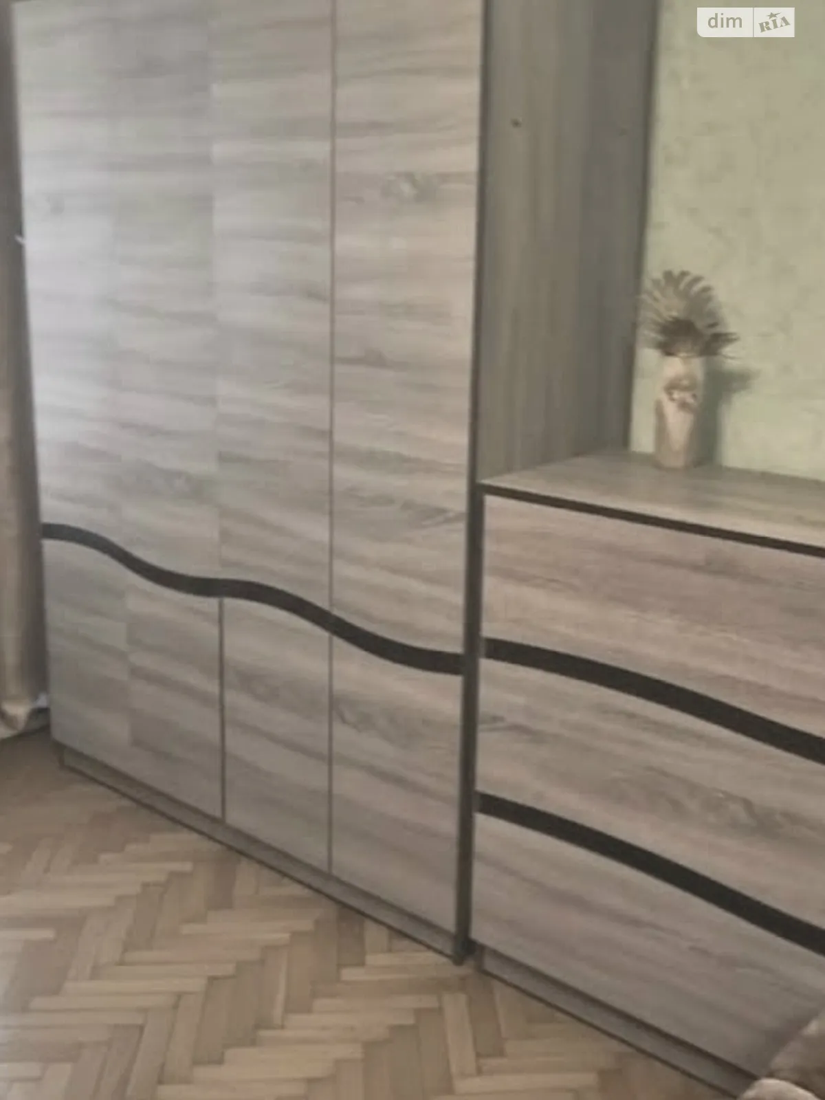 Продається 2-кімнатна квартира 48.2 кв. м у Івано-Франківську, вул. Симоненка Василя, 18 - фото 1