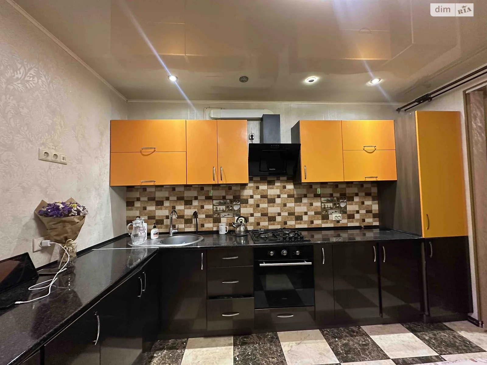 Продається 1-кімнатна квартира 43 кв. м у Хмельницькому, вул. Кармелюка - фото 1