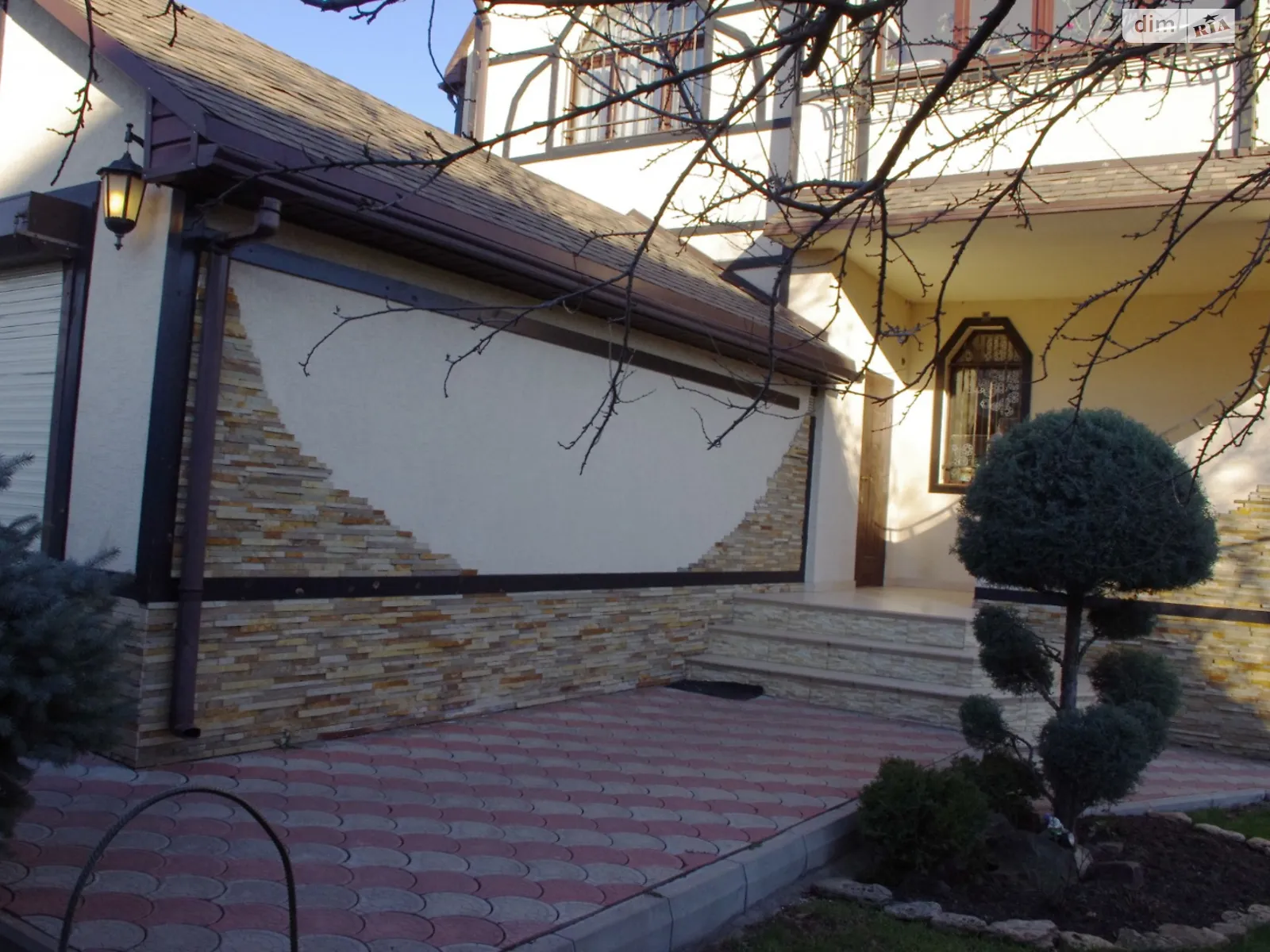 Продается часть дома 320 кв. м с садом, цена: 255000 $ - фото 1