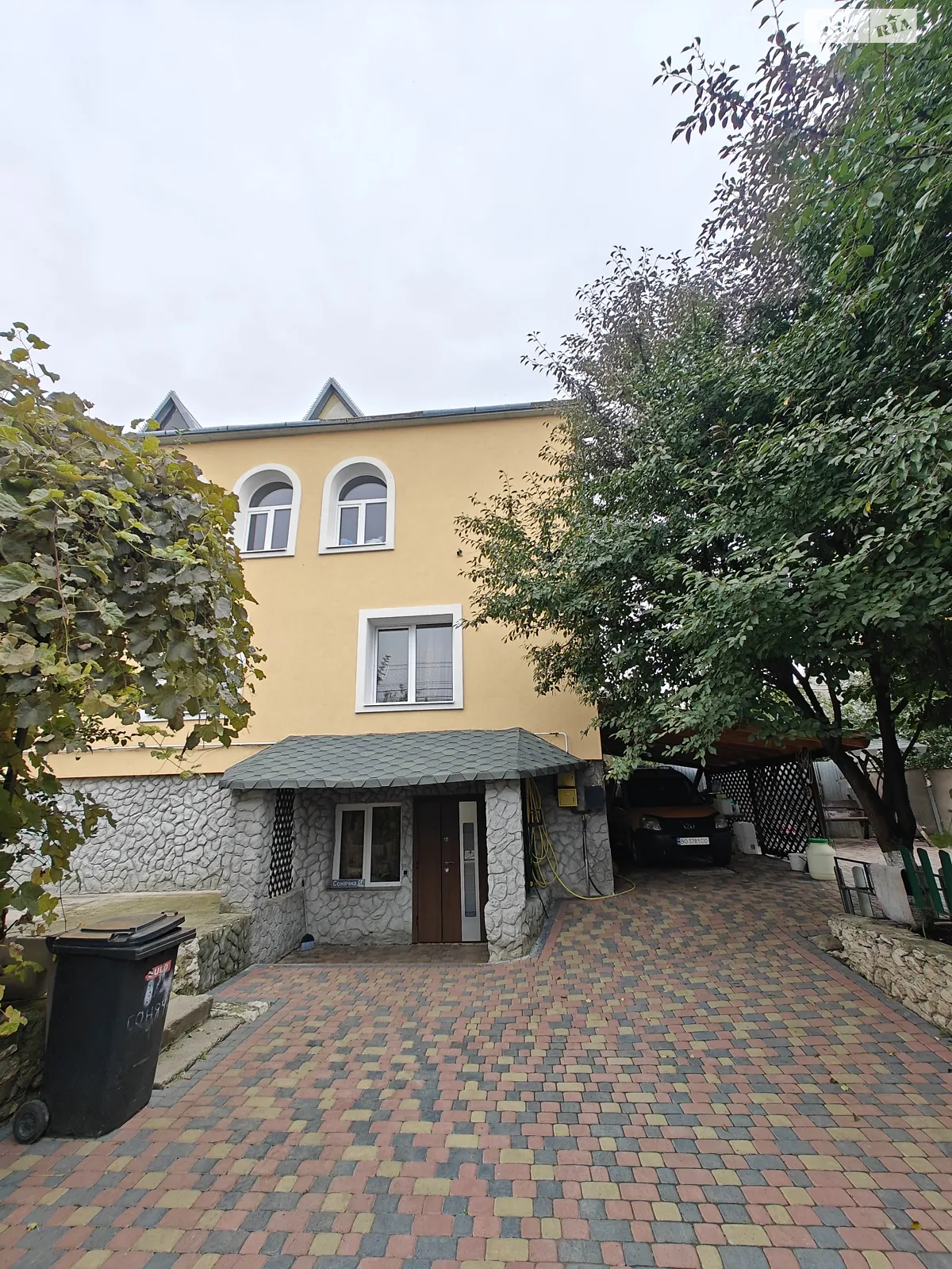 Продается дом на 2 этажа 210.7 кв. м с балконом, цена: 96000 $ - фото 1