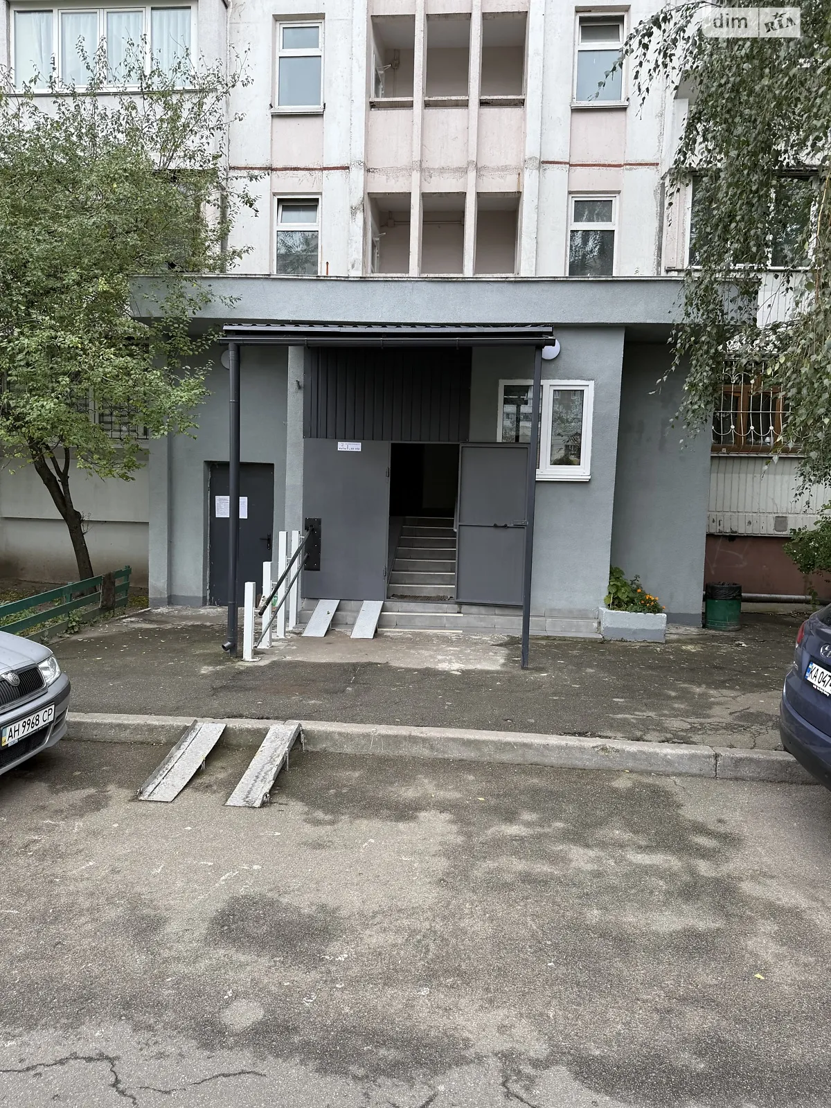 Продається 3-кімнатна квартира 86.4 кв. м у Києві, вул. Ахматової Анни, 15 - фото 1