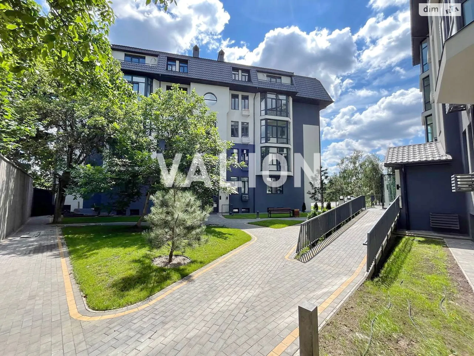 Продается 1-комнатная квартира 49.2 кв. м в Киеве, ул. Тираспольская, 44 - фото 1