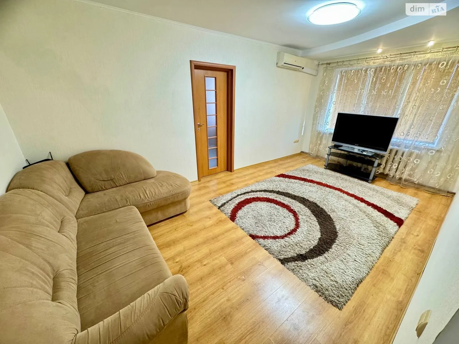 Здається в оренду 3-кімнатна квартира 58 кв. м у Дніпрі, вул. Набережна Перемоги, 58 - фото 1