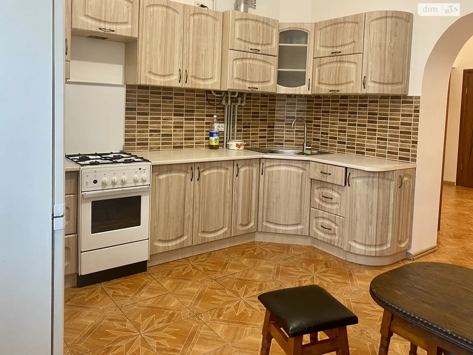 Сдается в аренду 2-комнатная квартира 80 кв. м в, цена: 460 $ - фото 1