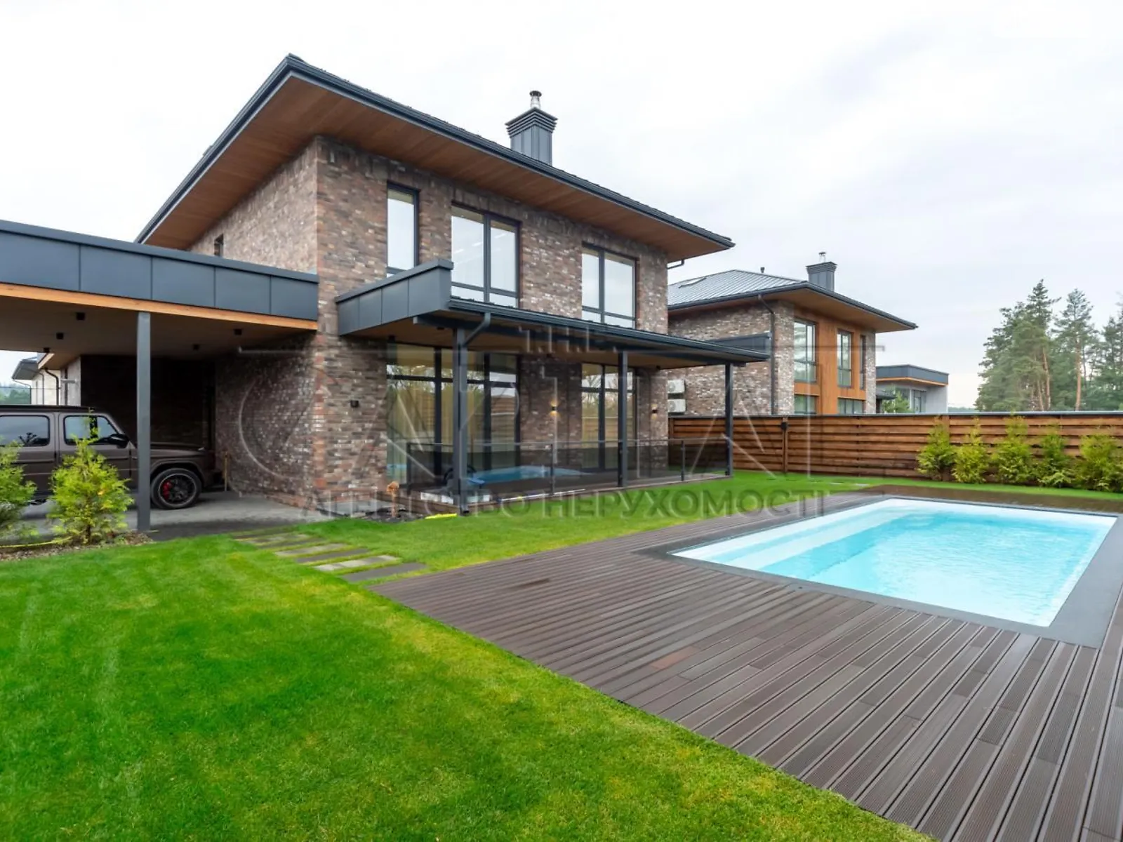 Продається будинок 2 поверховий 245 кв. м с басейном, цена: 670000 $ - фото 1