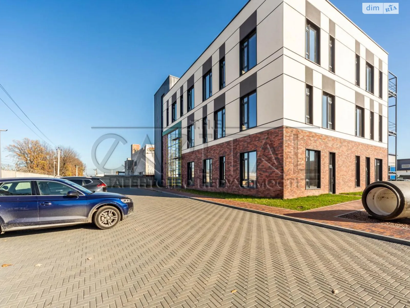 Сдается в аренду офис 381 кв. м в бизнес-центре, цена: 4000 $ - фото 1