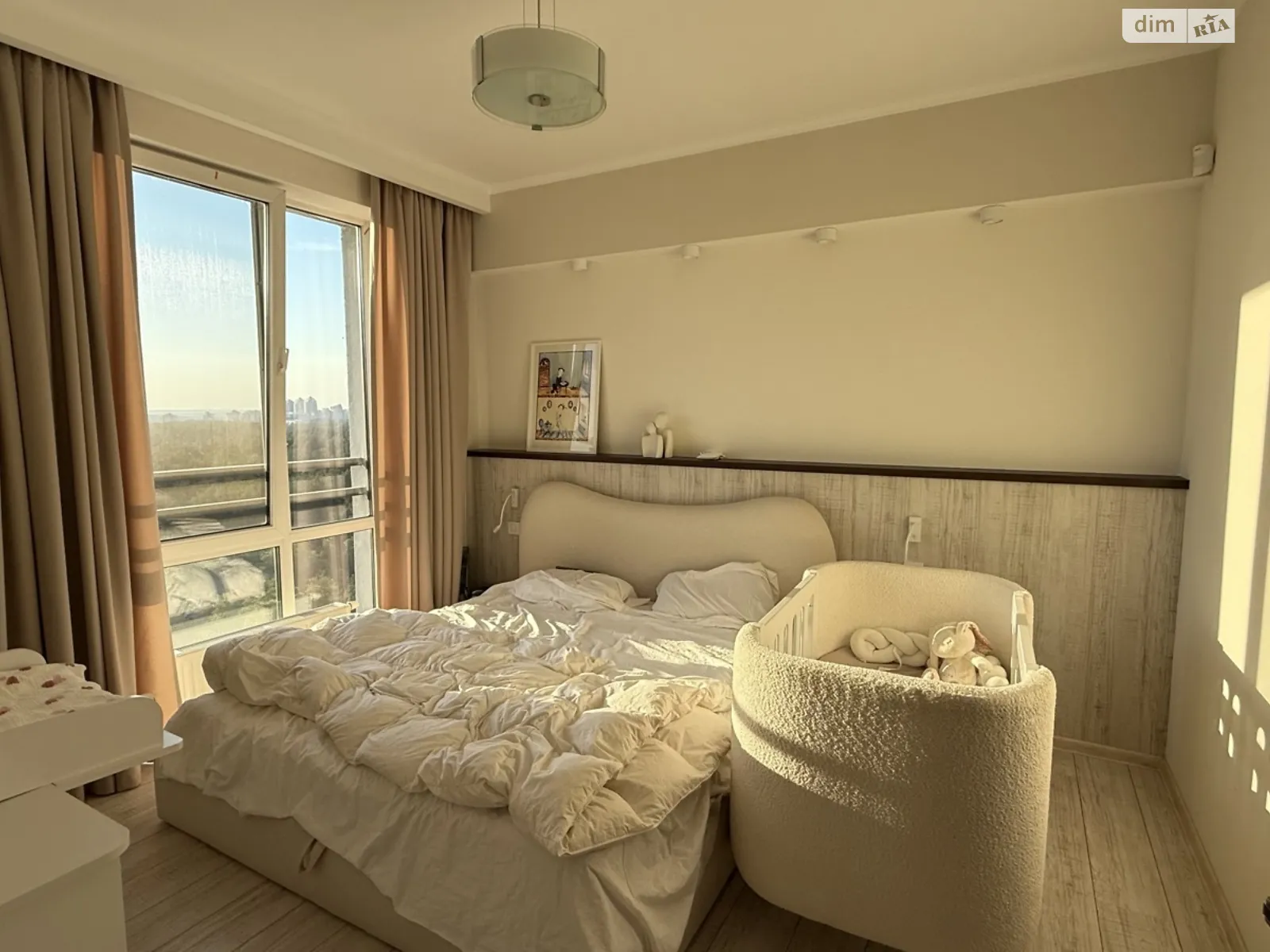 Продается 2-комнатная квартира 77 кв. м в Киеве, ул. Анатолия Петрицкого, 21 - фото 1