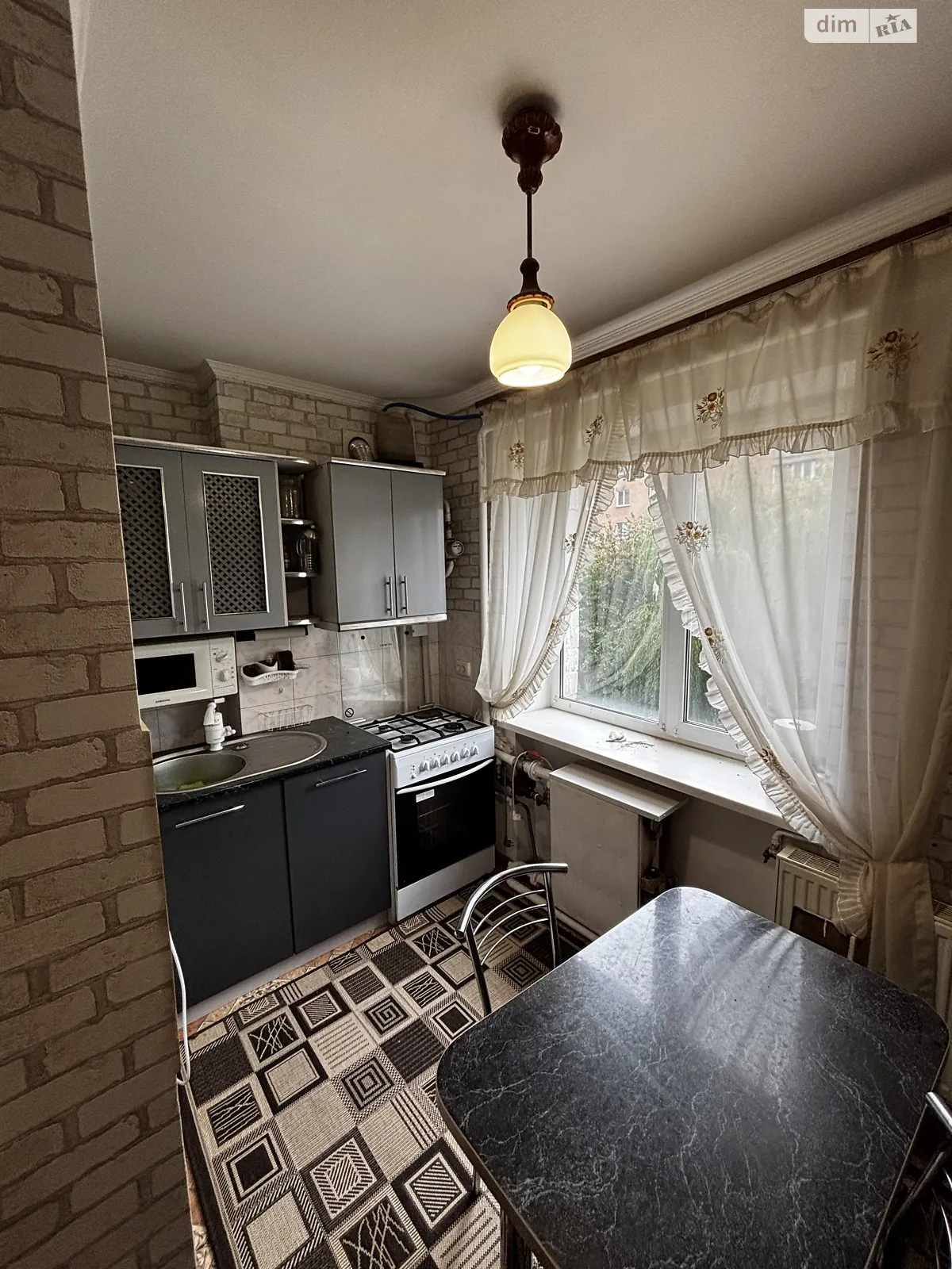 Продается 1-комнатная квартира 35 кв. м в Гнивани, ул. Юности(Терешковой), 13 - фото 1