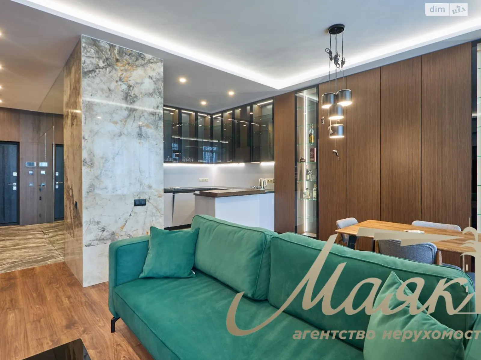 Продается 3-комнатная квартира 106 кв. м в Киеве, бул. Леси Украинки, 7В - фото 1