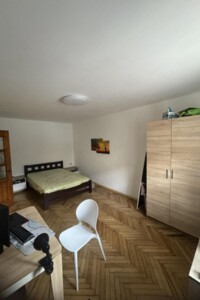 Продажа квартиры, Львов, р‑н. Цетнеровка, Лычаковская улица, дом 128А