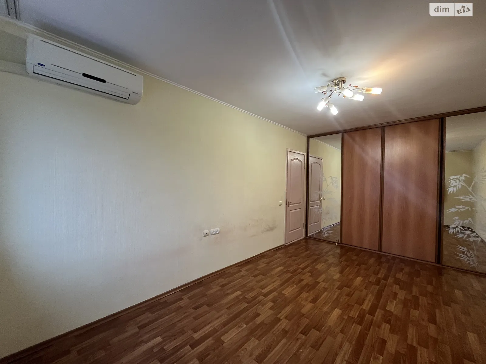 Продається 2-кімнатна квартира 47.4 кв. м у Києві, вул. Менделєєва, 12 - фото 1