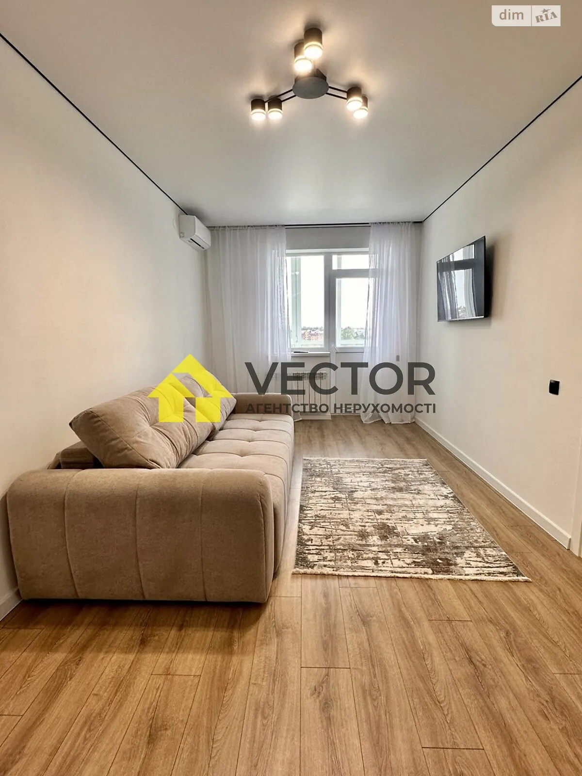 Сдается в аренду 1-комнатная квартира 45 кв. м в, цена: 14500 грн - фото 1