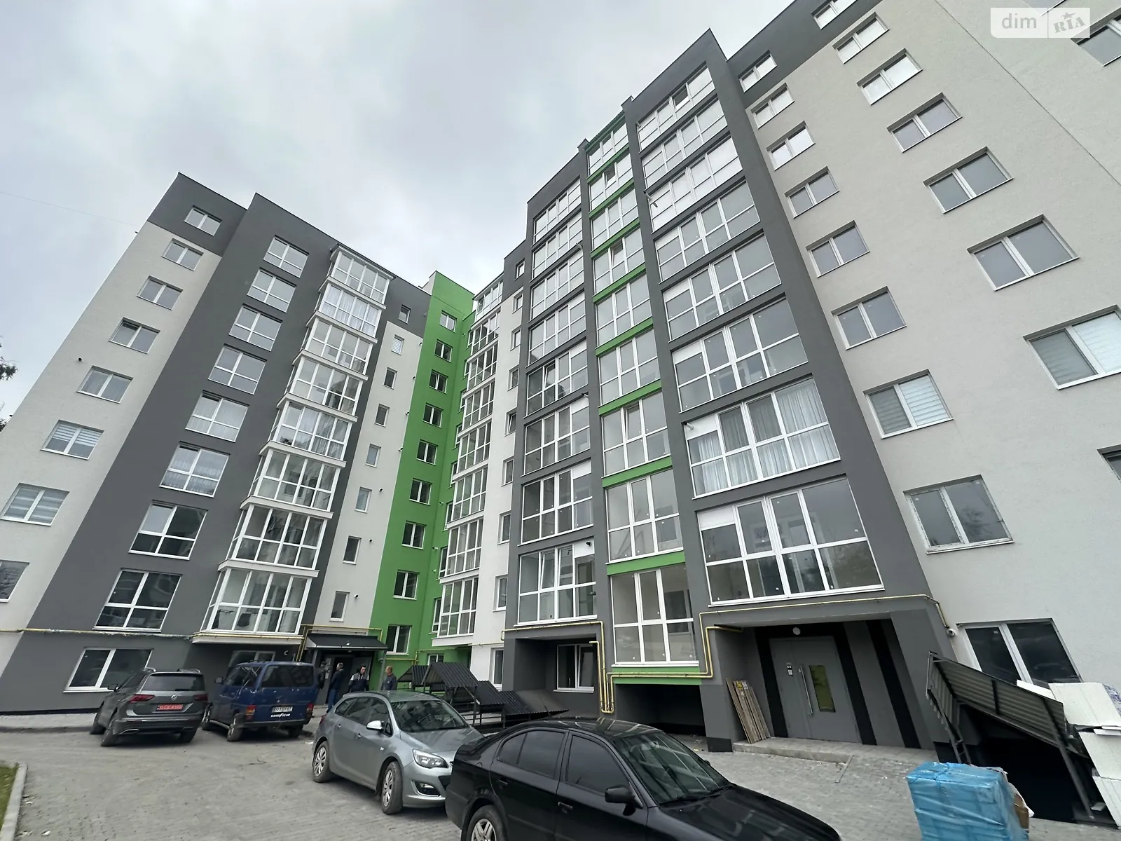 1-комнатная квартира 46 кв. м в Тернополе, ул. Черновецкая, 71 - фото 1