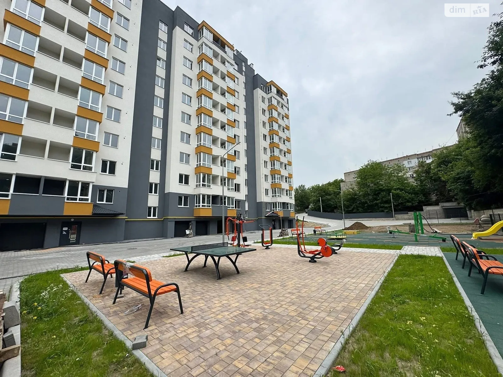 Продается 1-комнатная квартира 43 кв. м в Виннице, ул. Костя Широцкого, 5А - фото 1
