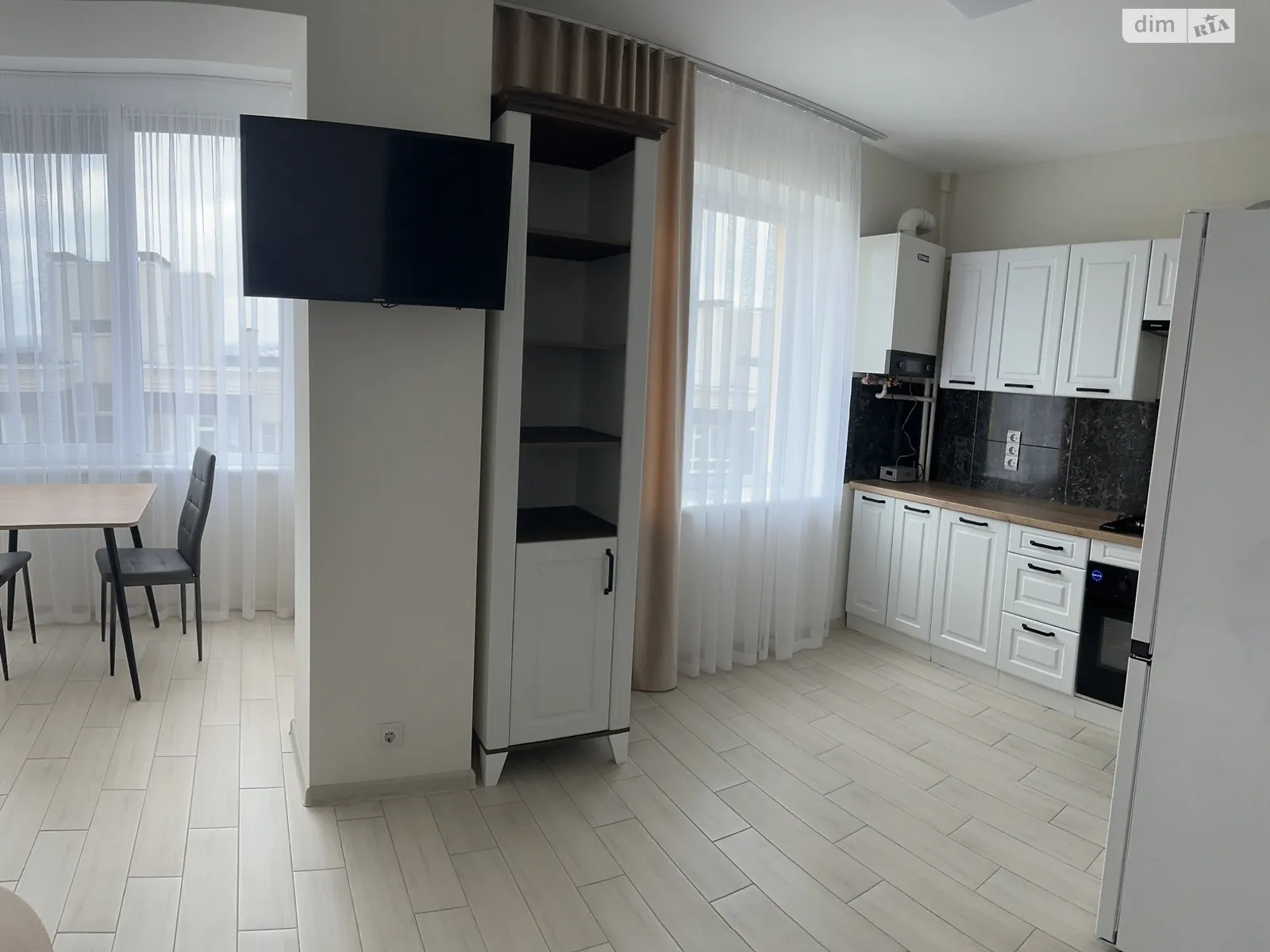 Сдается в аренду 1-комнатная квартира 36 кв. м в Хмельницком, ул. Кармелюка, 9 - фото 1