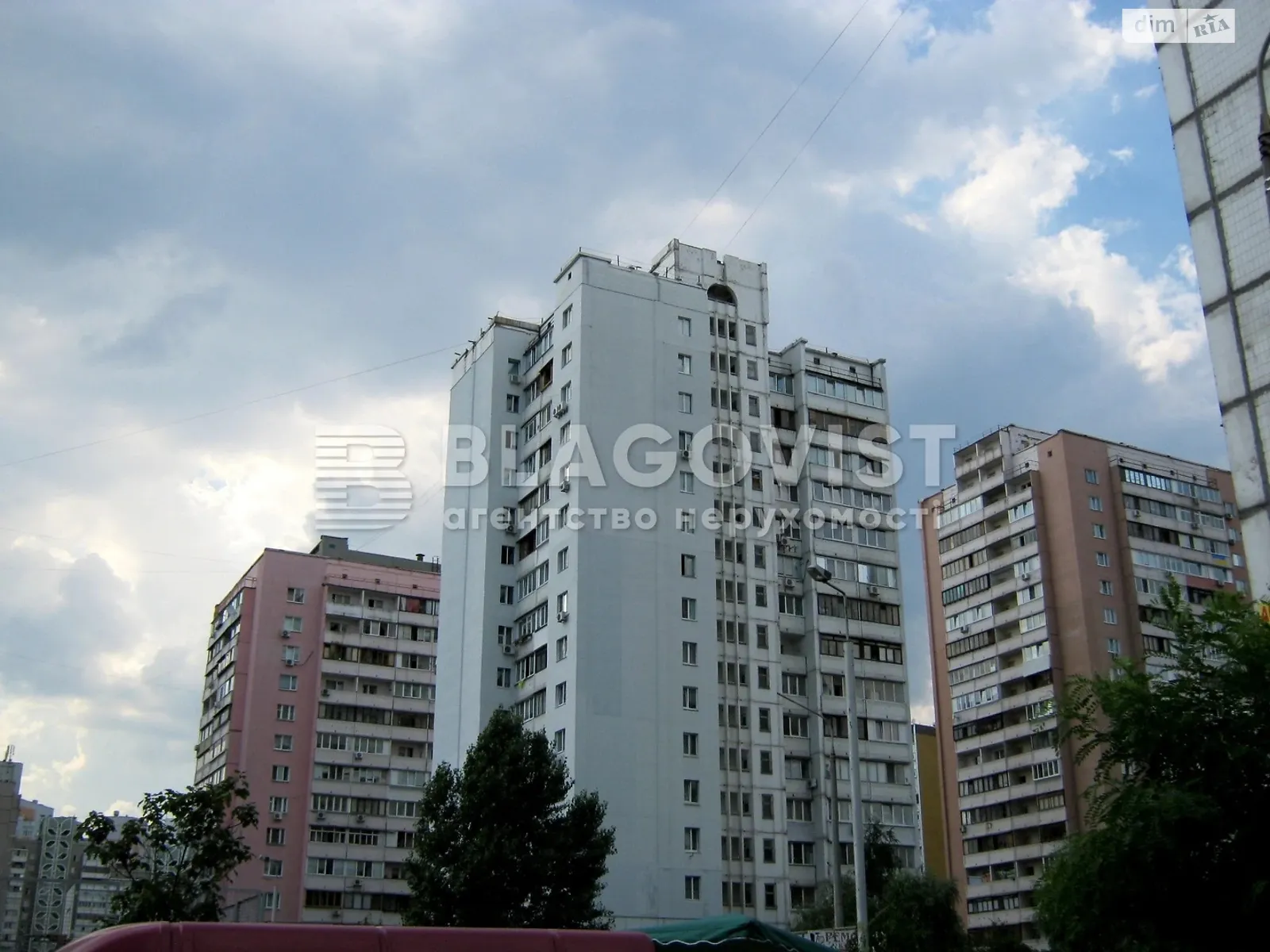 Продається 4-кімнатна квартира 87 кв. м у Києві, вул. Гришка Михайла, 8А - фото 1